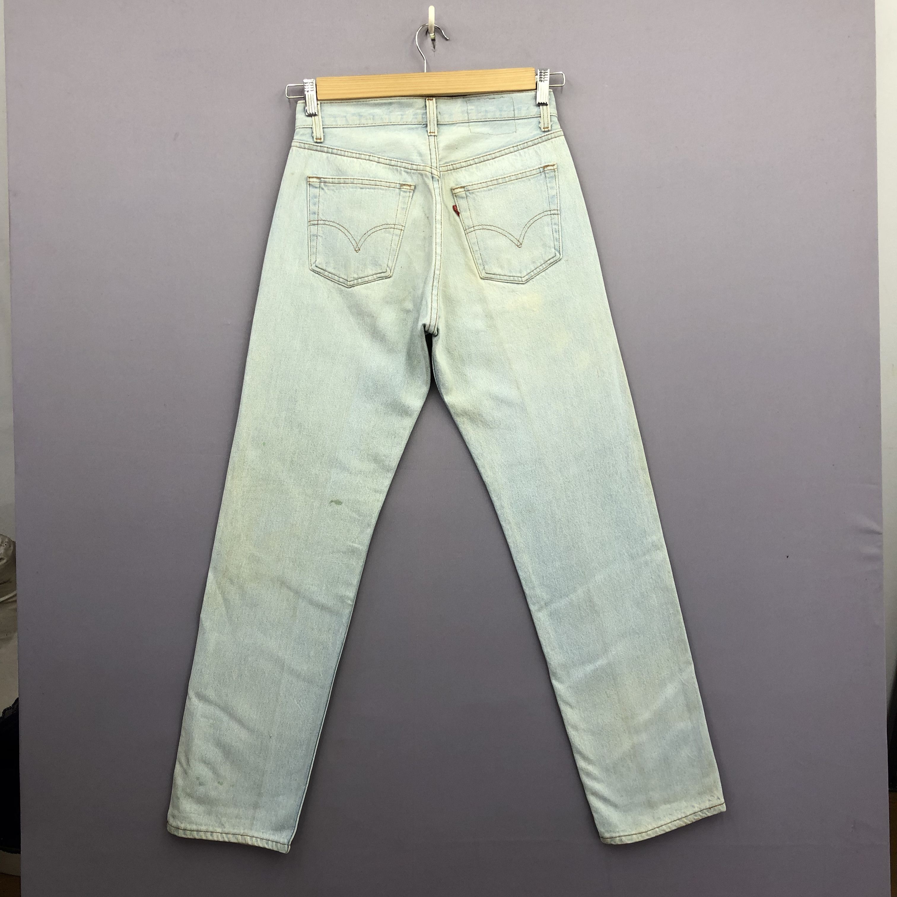Levi's Vintage 70s Levis 501 Sun Faded Light Wash Blue Jeans Denim Size 28" / US 6 / IT 42 - 2 Thumbnail