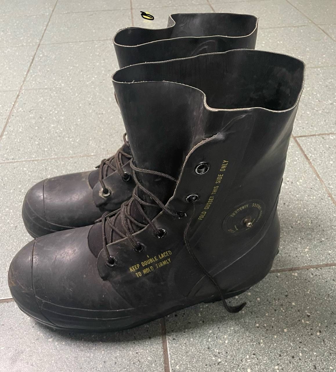 Bata × Mickey Mouse US Military Bata Mickey Mouse Boots Size US 11 / EU 44 - 1 Thumbnail