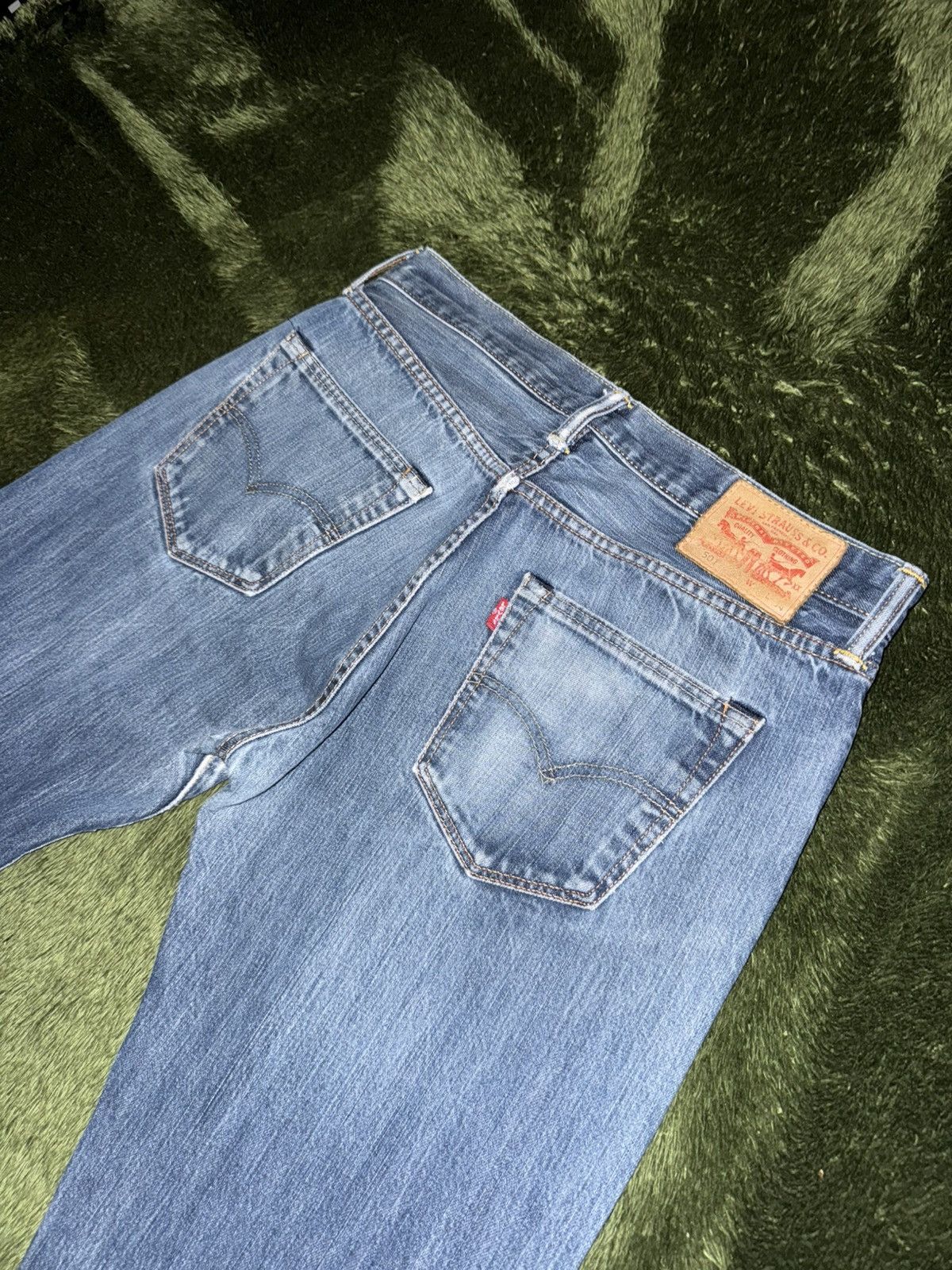 Levi's [W33/L34] Levis 501 Leather label button fly denim pants Size US 33 - 8 Thumbnail