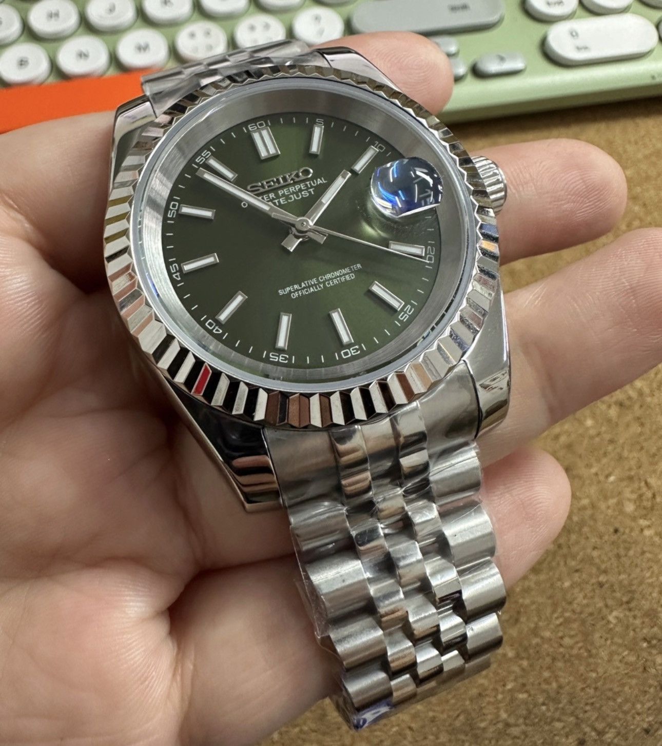Japanese Brand Seiko Mod Datejust Olive Dial Steel Jubilee Watch NH35 39mm Size ONE SIZE - 2 Thumbnail