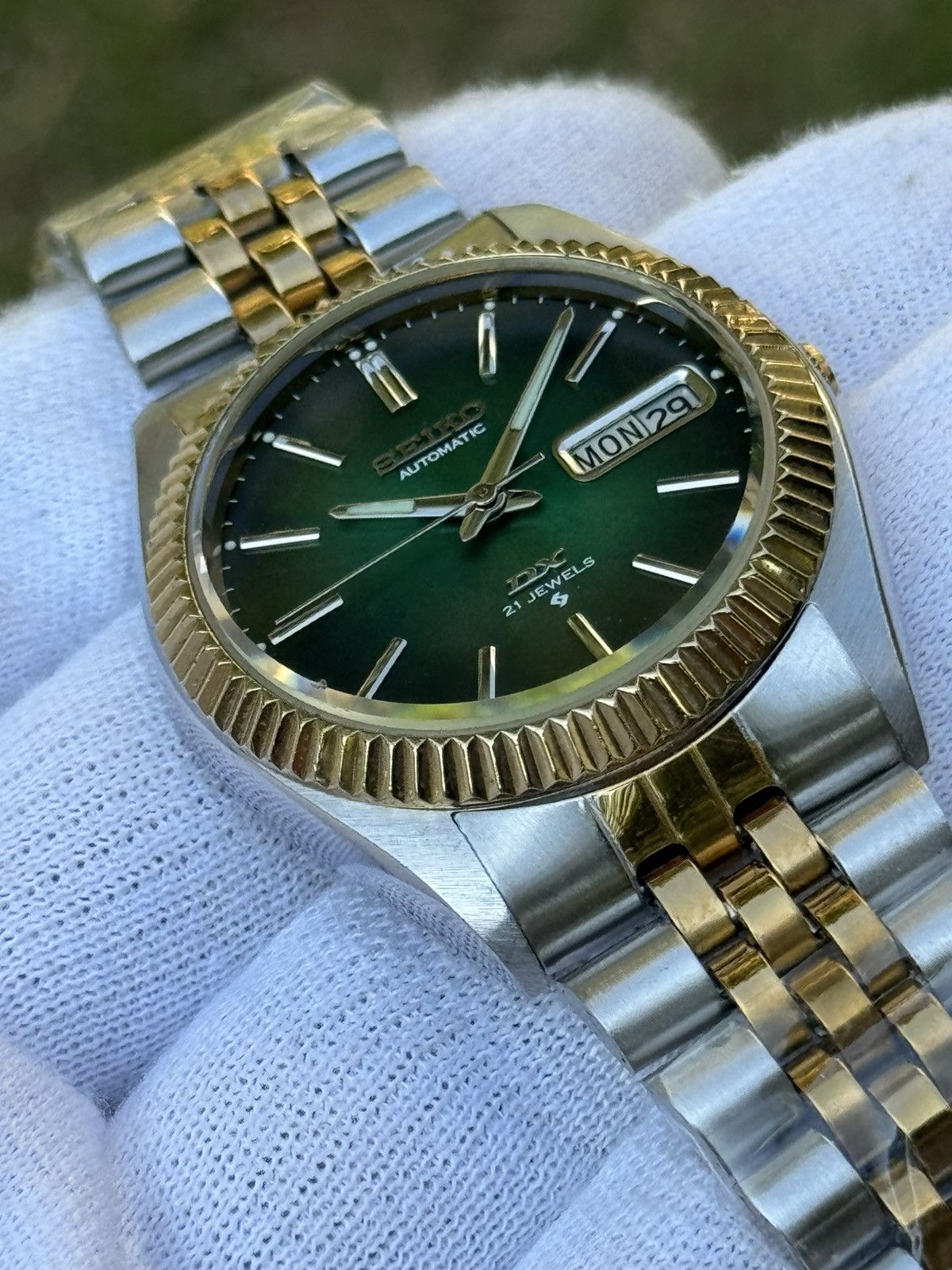 Seiko Seiko 5 DX Fluted Bezel Automatic 6309 Japanese mens Watch Size 36 - 3 Thumbnail