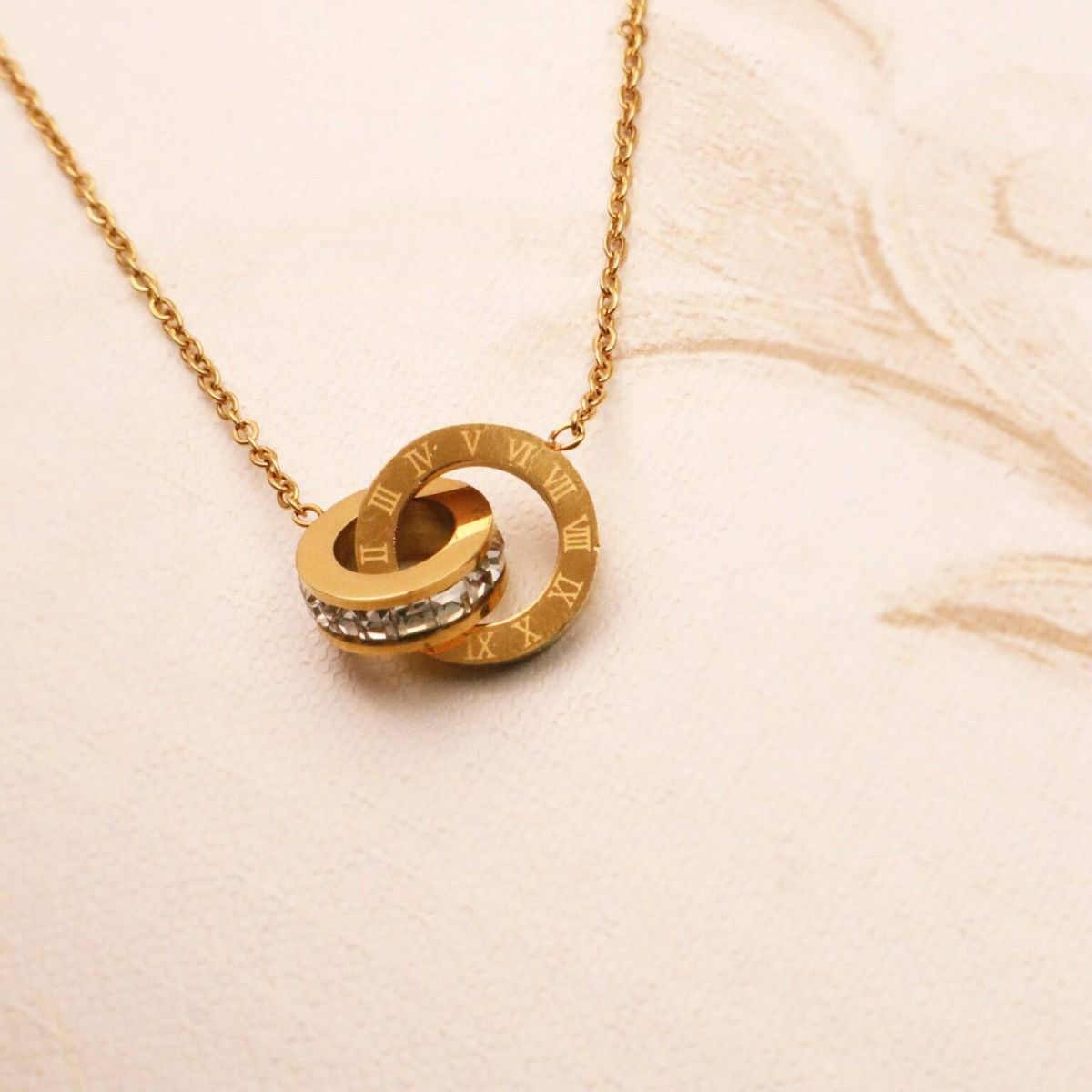 Other 18K gold plated eternity interlocking Roman numeral necklace Size ONE SIZE - 7 Thumbnail