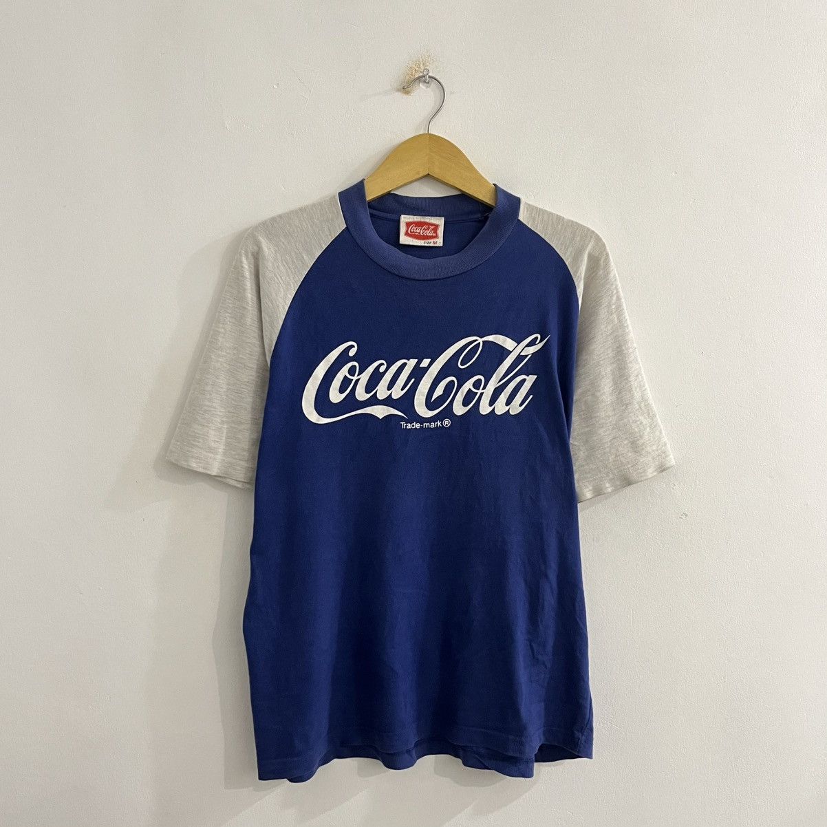 Coca Cola Vintage Coca Cola Iconic Logo Blue Tee Size US M / EU 48-50 / 2 - 1 Thumbnail