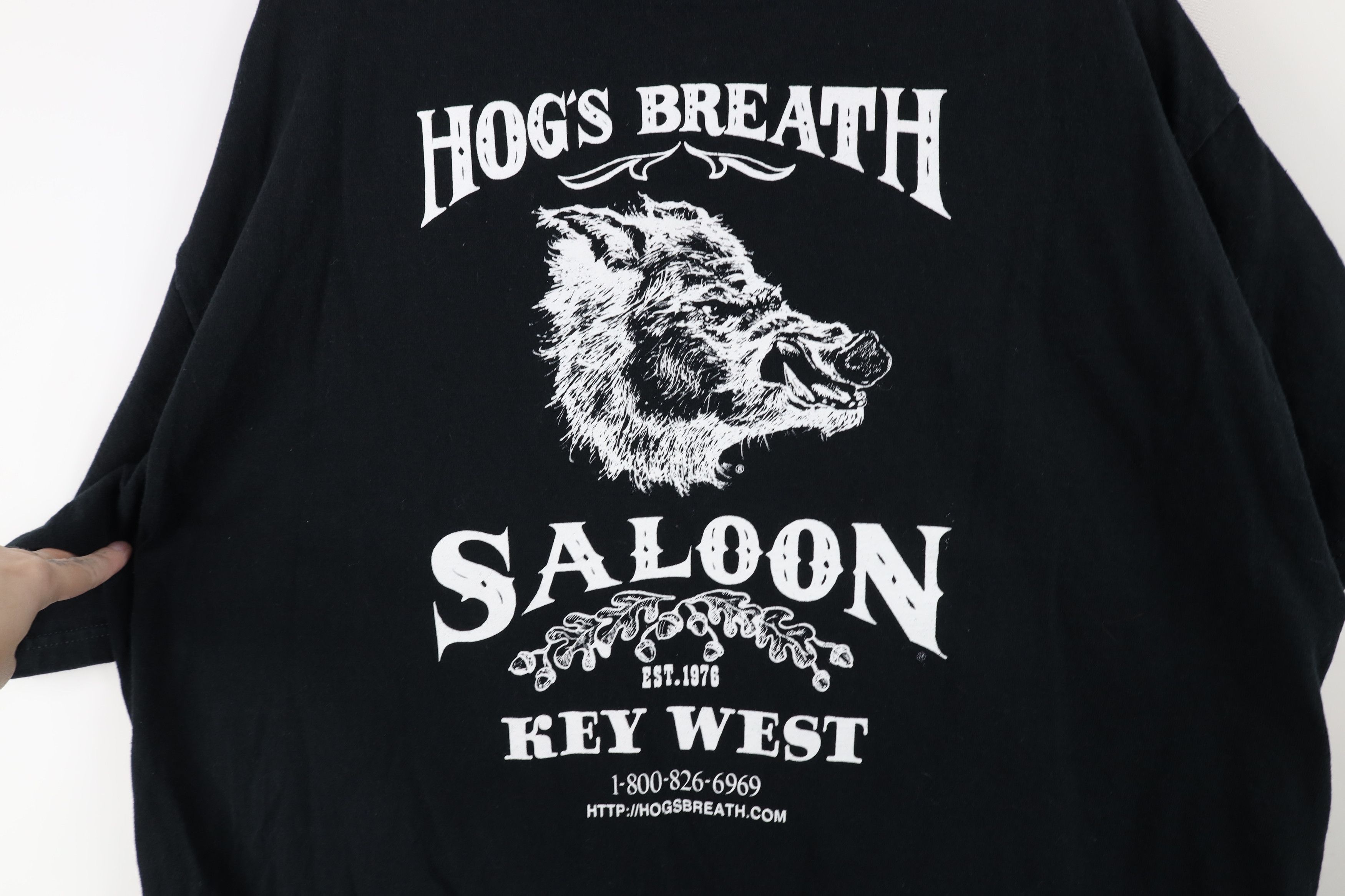 Vintage Vintage Spell Out Hogs Breath Saloon Short Sleeve T-Shirt Size US XL / EU 56 / 4 - 12 Thumbnail