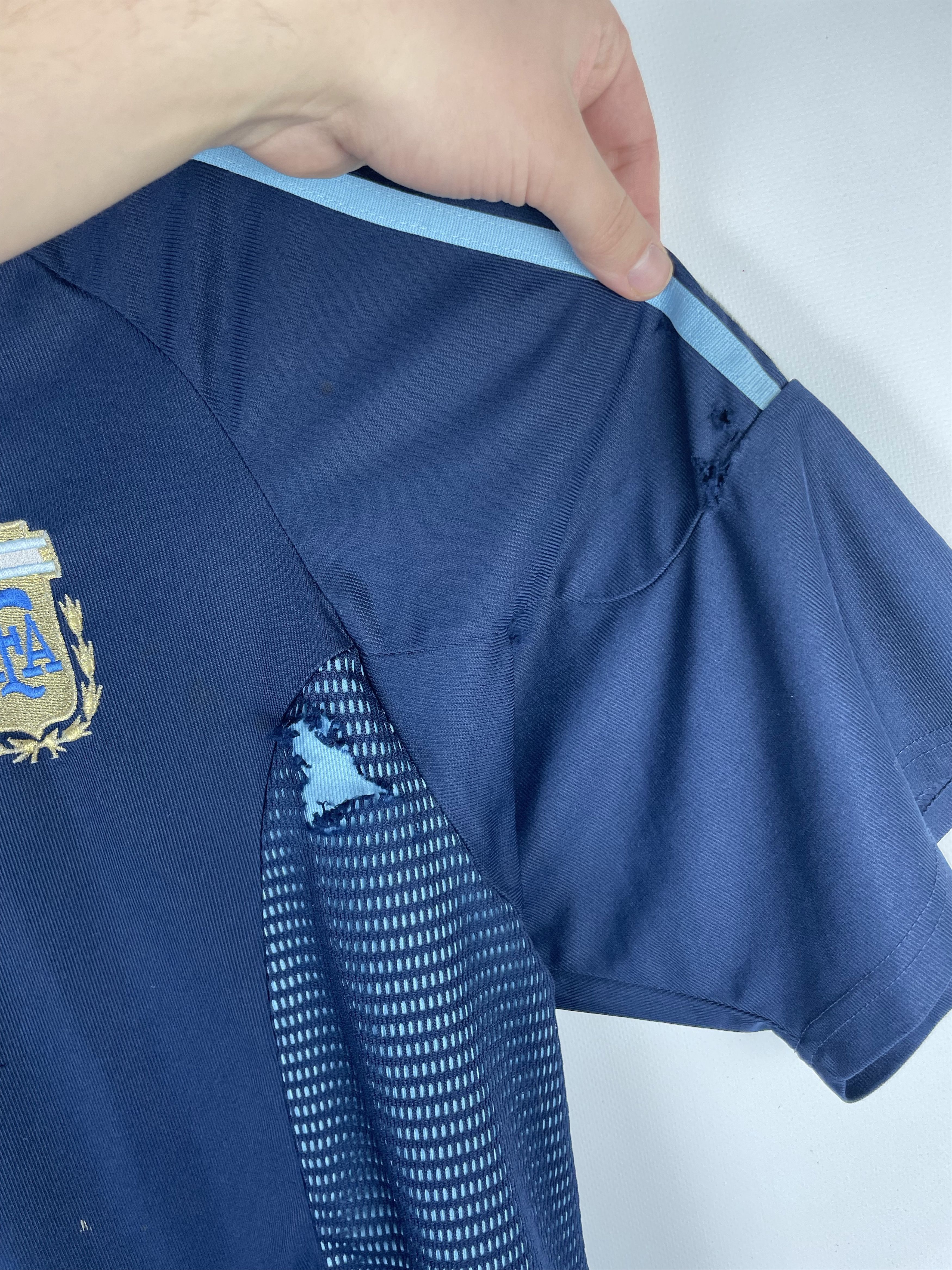 Adidas Vintage adidas Argentina away jersey Size US L / EU 52-54 / 3 - 7 Thumbnail