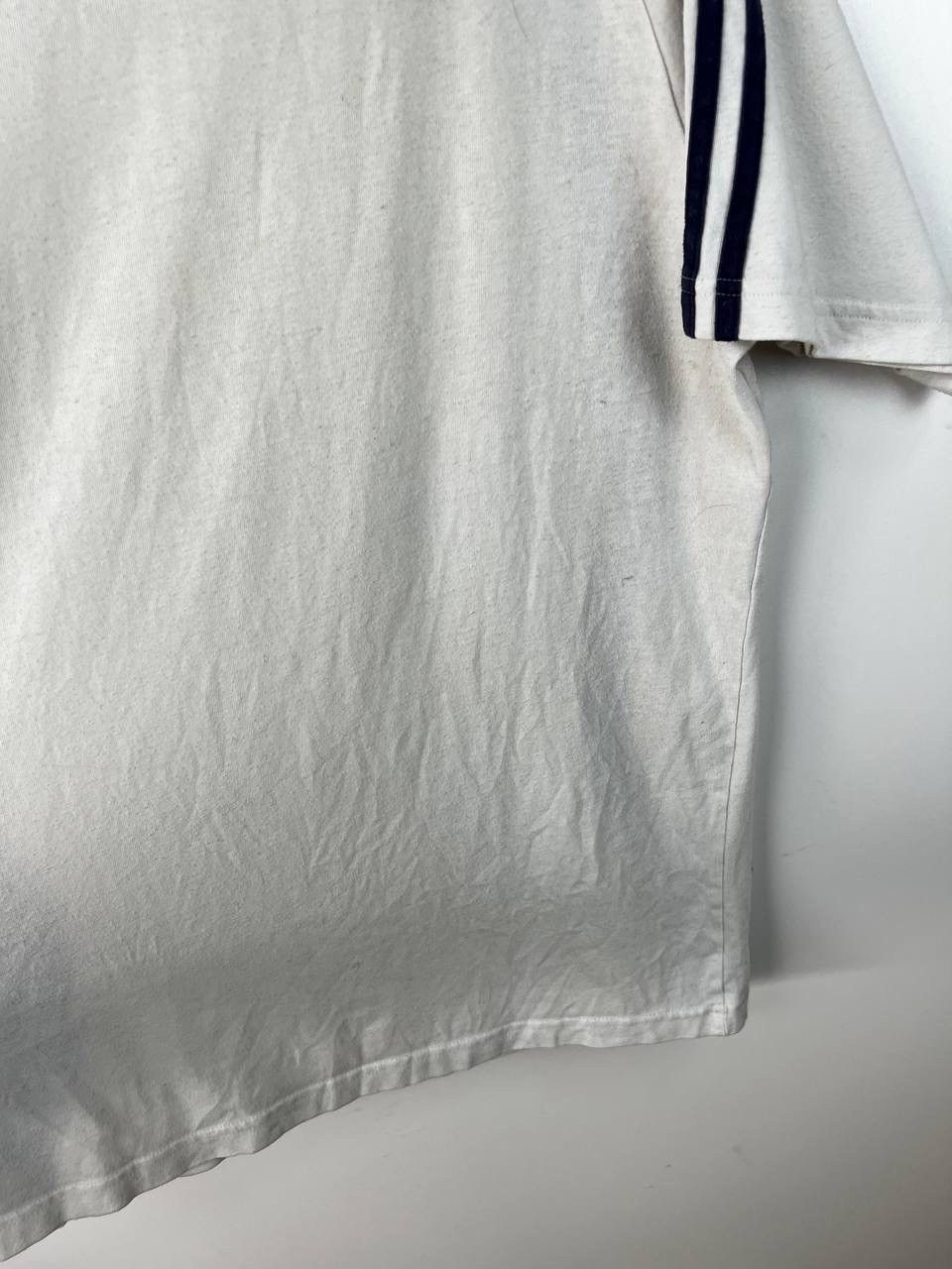 Vintage Chelsea Adidas Football vintage t-shirts size М Size US M / EU 48-50 / 2 - 8 Thumbnail