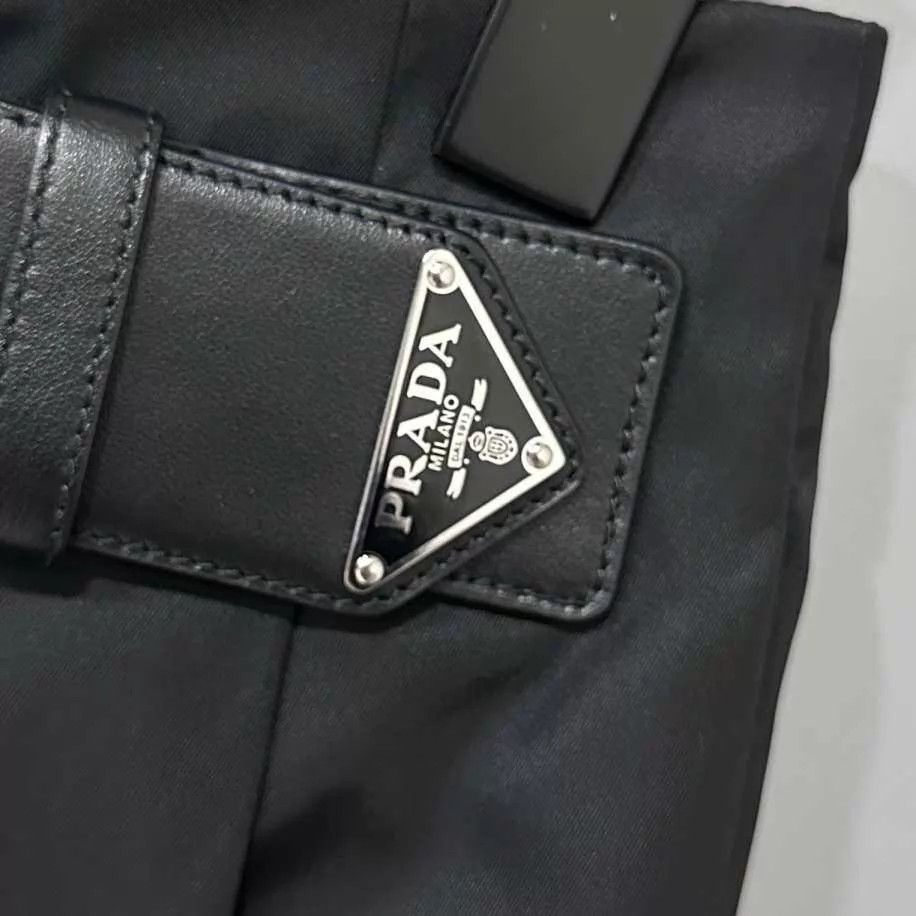 Prada PRADA 25 Nylon Skirt w/ Leather Buckle Triangle Logo Size 36 Size 25" / US 0 / IT 36 - 5 Thumbnail