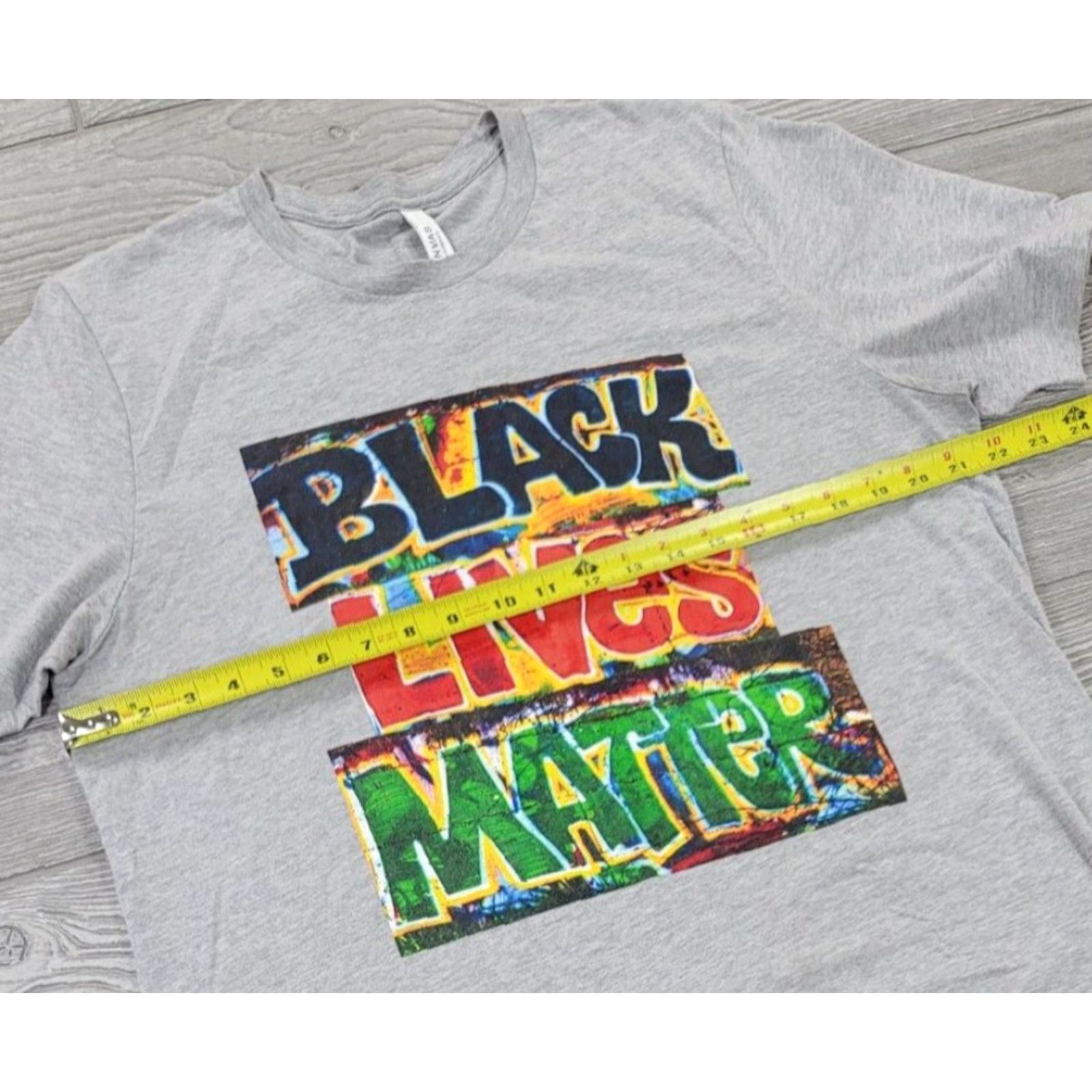 Vintage Nike Black Lives Matter Shirt Gray Black Red Green Graffiti Logo XL Short Sleeve Shirt Mens 90s Block Logo Logo Size US XL / EU 56 / 4 - 7 Thumbnail