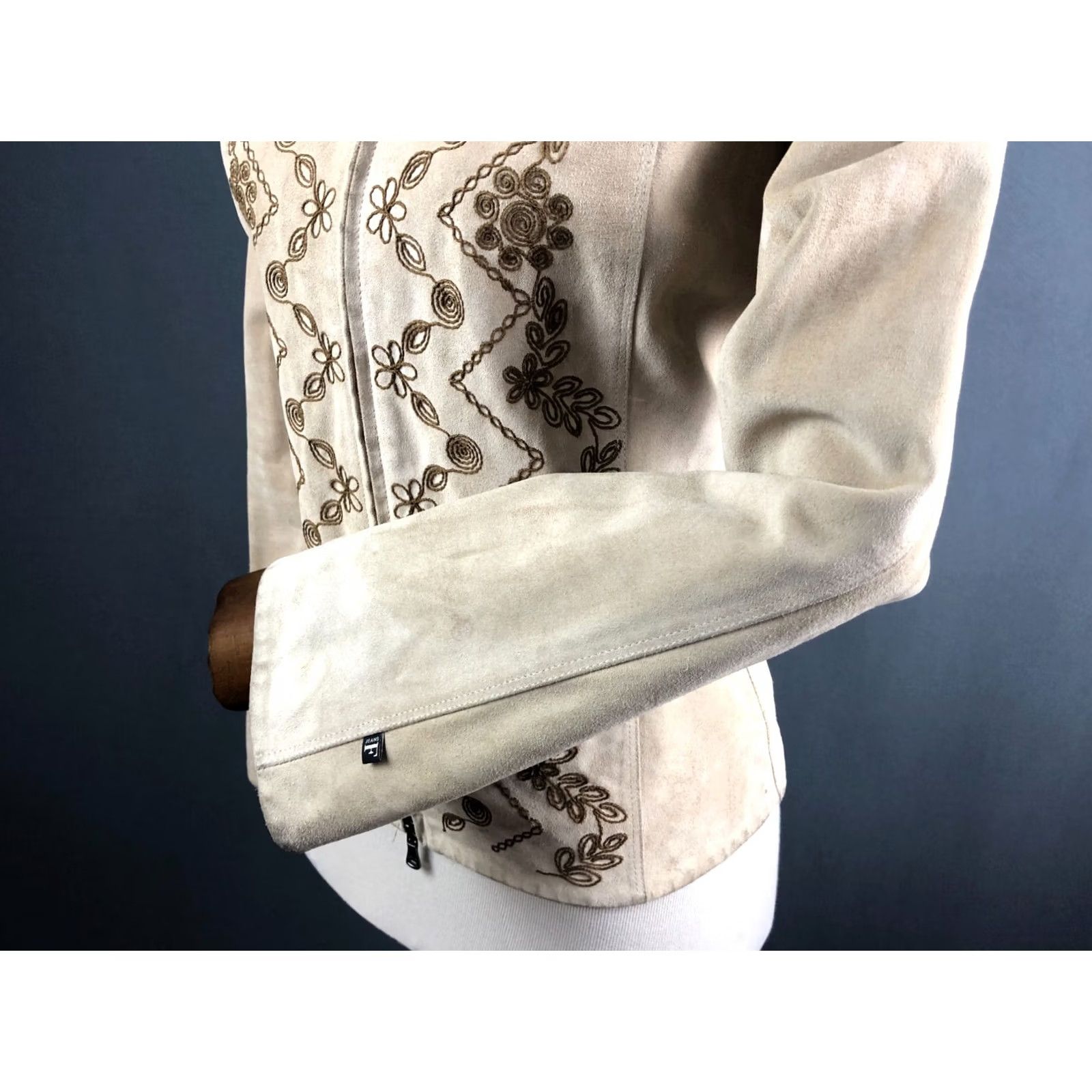 Vintage Ferre Leather Beige Skirt Suit Women Size S - Floral Velour Jacket & Skirt Set, 2 Piece, Lined, Full Zip, Single-Breasted, Vintage No, US Buyer Note! Size 28" / US 6 / IT 42 - 6 Thumbnail