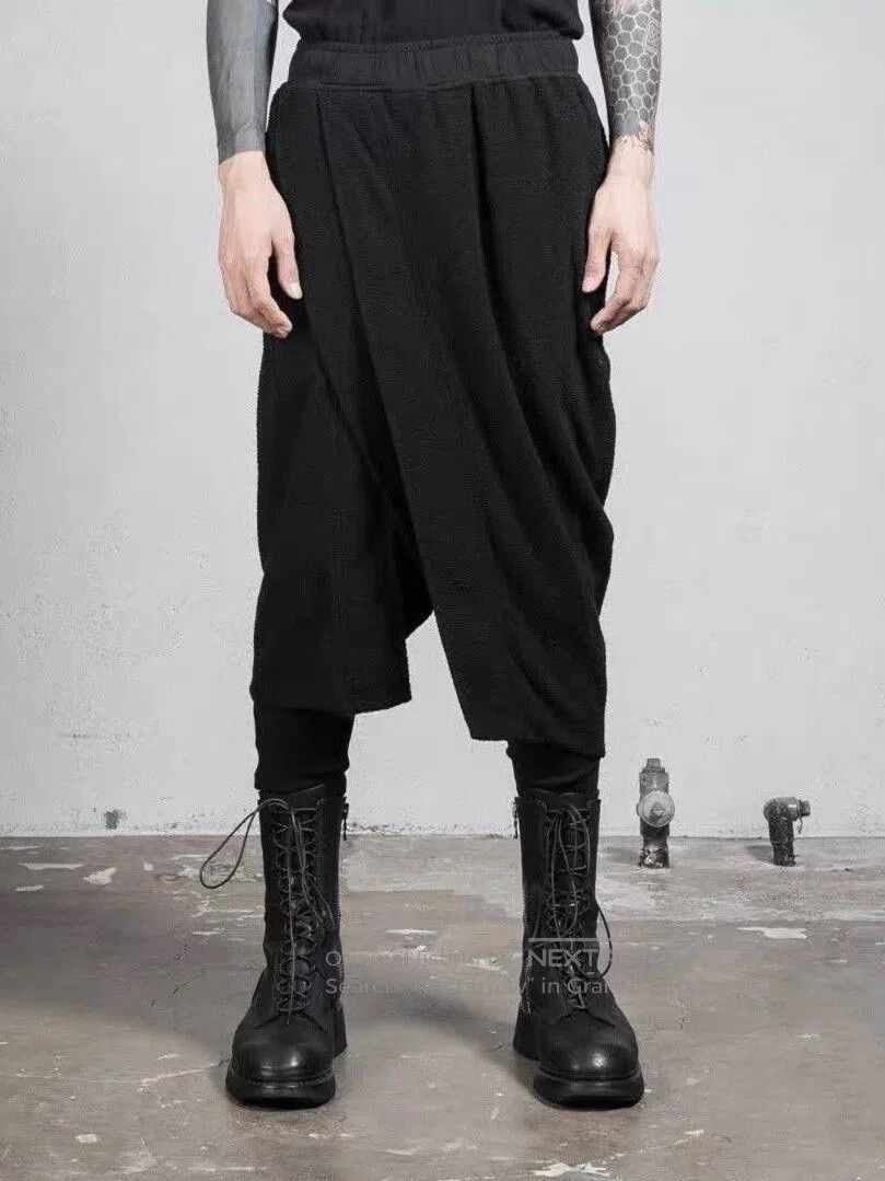 Julius Julius 7 Men's Folded Skirt Pants. Size US 26 / EU 42 - 1 Thumbnail