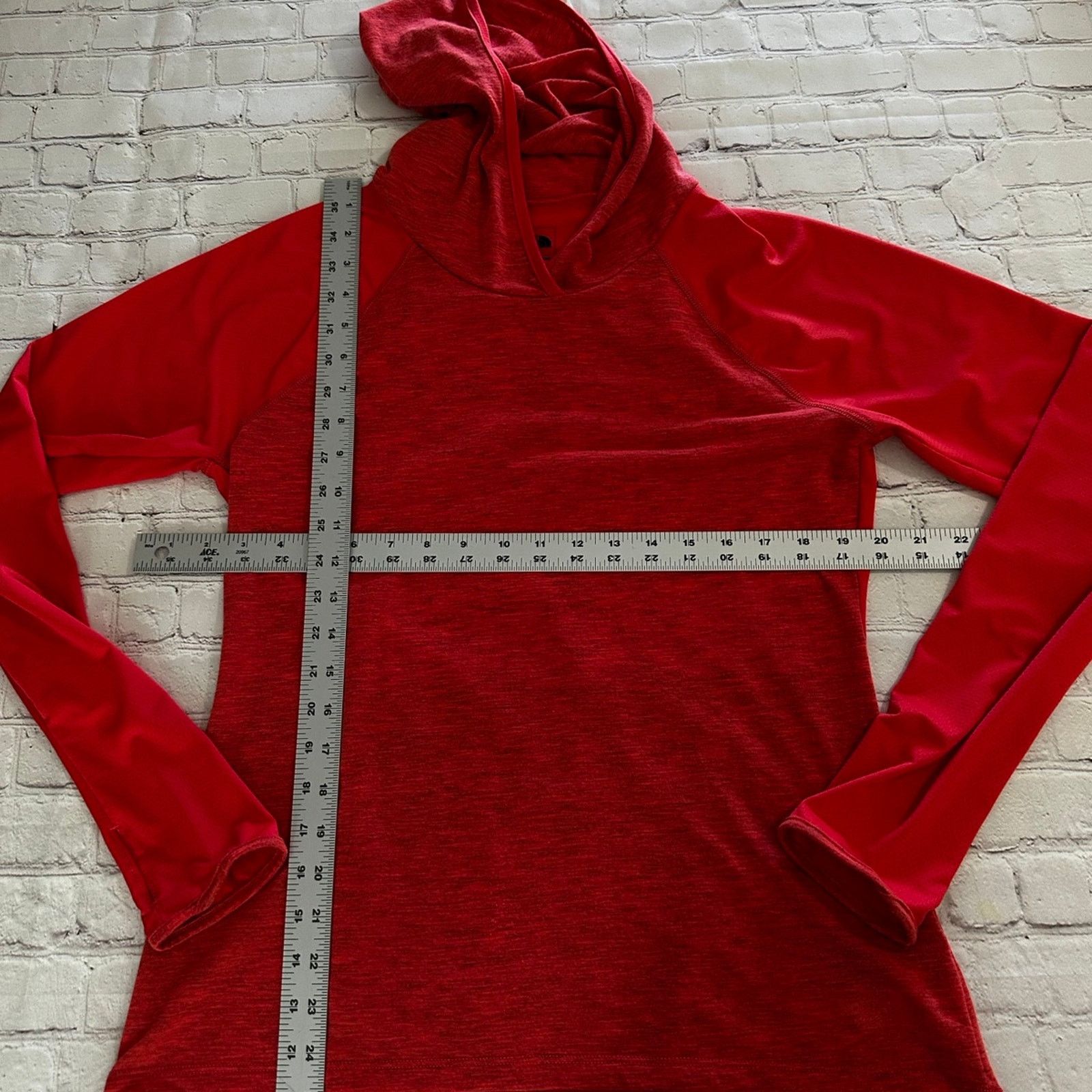 The North Face Women’s the north face long sleeve Size M / US 6-8 / IT 42-44 - 5 Thumbnail