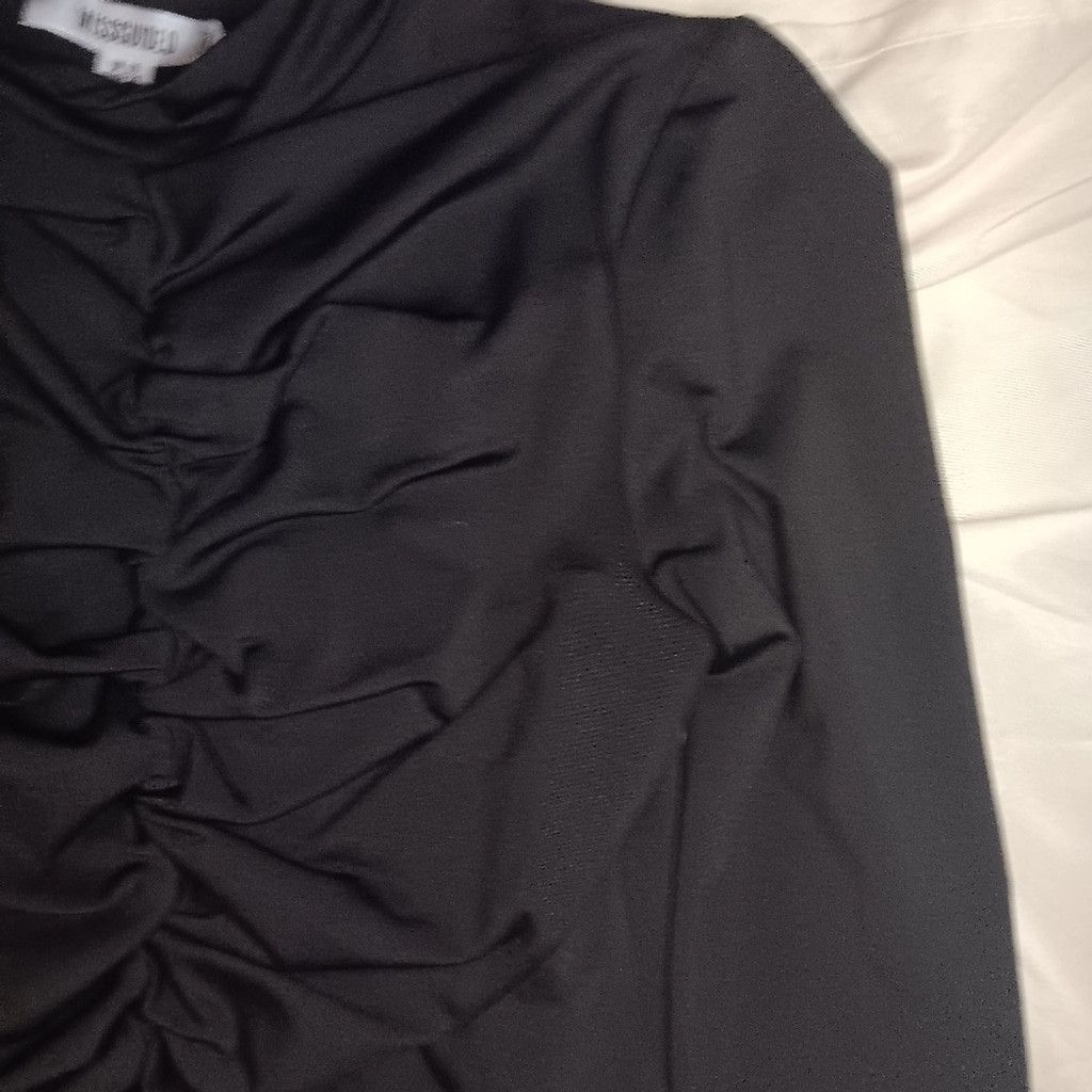 Missguided Missguided,black ruched, crop top, long sleeve, 6, nwot Size M / US 6-8 / IT 42-44 - 5 Thumbnail