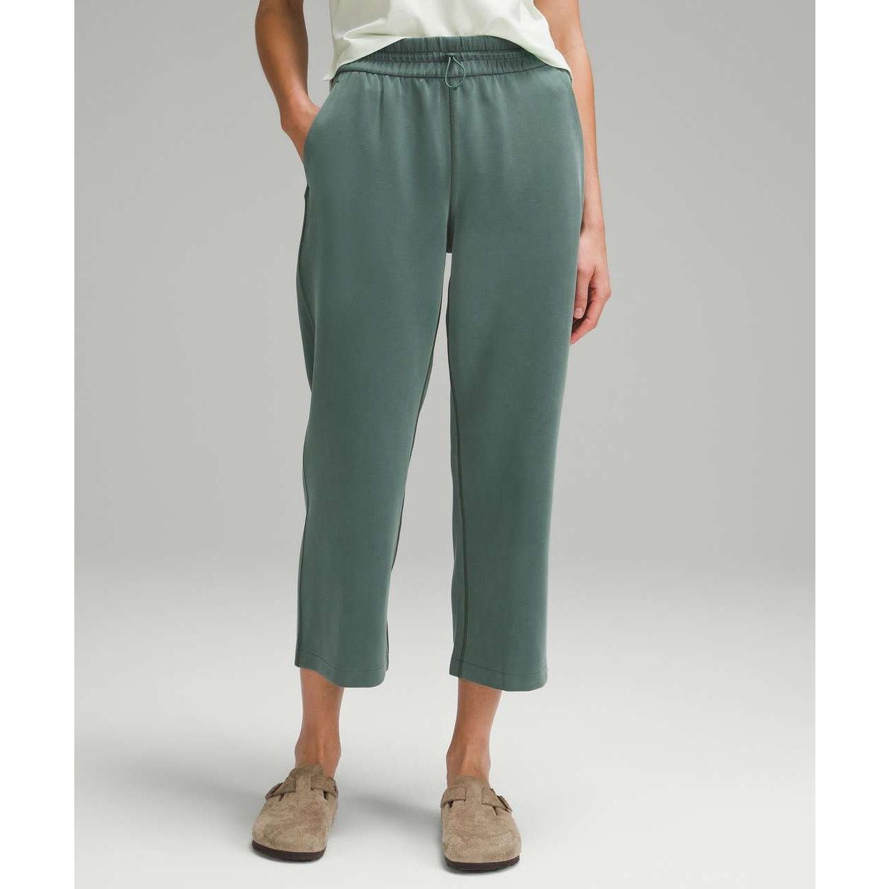 Lululemon Lululemon Softstreme High-Rise Straight Leg Crop Forest GRN Size 28" / US 6 / IT 42 - 1 Thumbnail