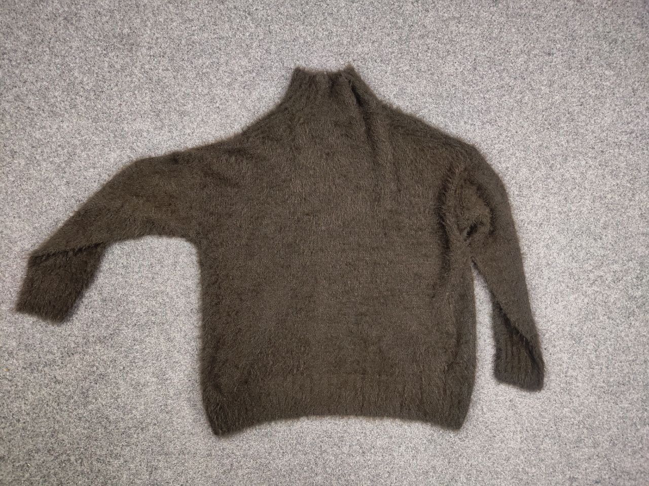 Japanese Brand Vintage Japanese Design Mohair Style fuzzy Sweater Y2K Style Size US L / EU 52-54 / 3 - 14 Thumbnail