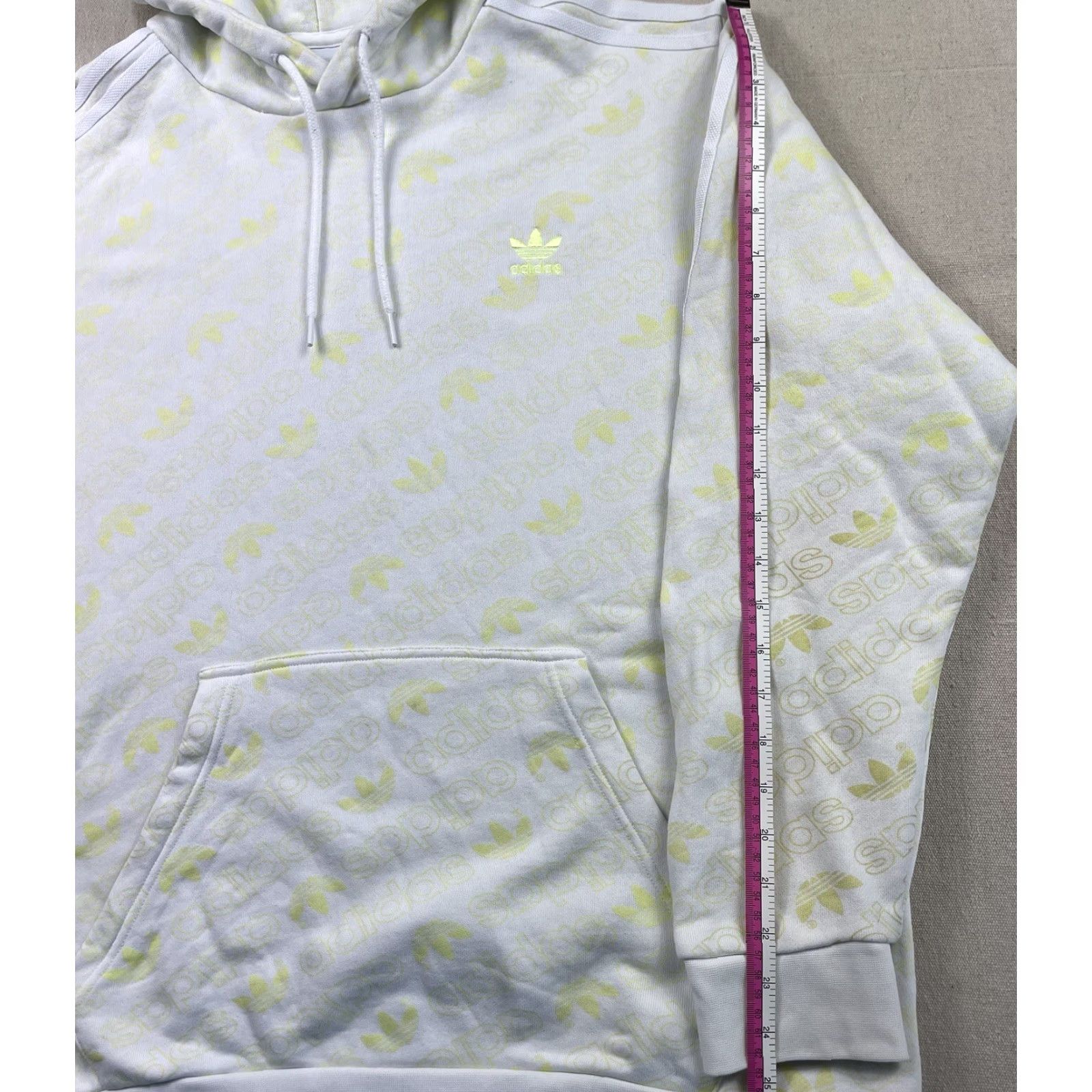 Adidas Adidas White Hoodie XL Mens Sweatshirt Trefoil All Over Logo Track Pullover Hood Size US XL / EU 56 / 4 - 5 Thumbnail