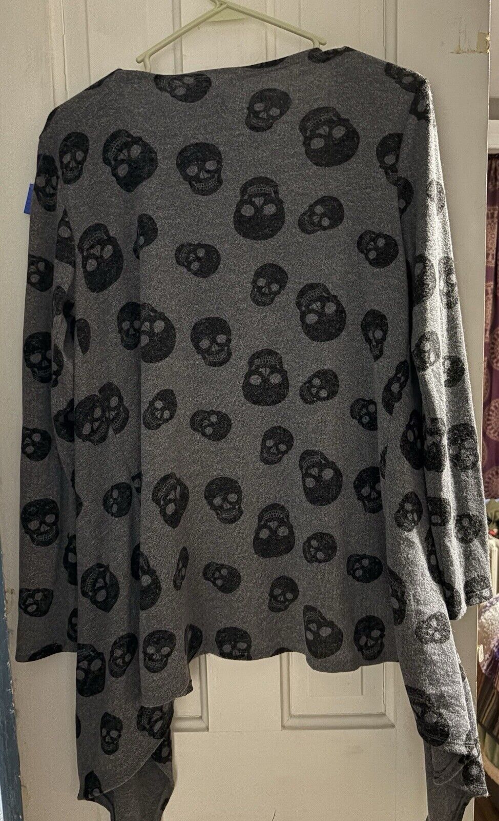 Hot Topic Hot Topic Skull Sweater Open Front Gray Black Small Size S / US 4 / IT 40 - 7 Thumbnail