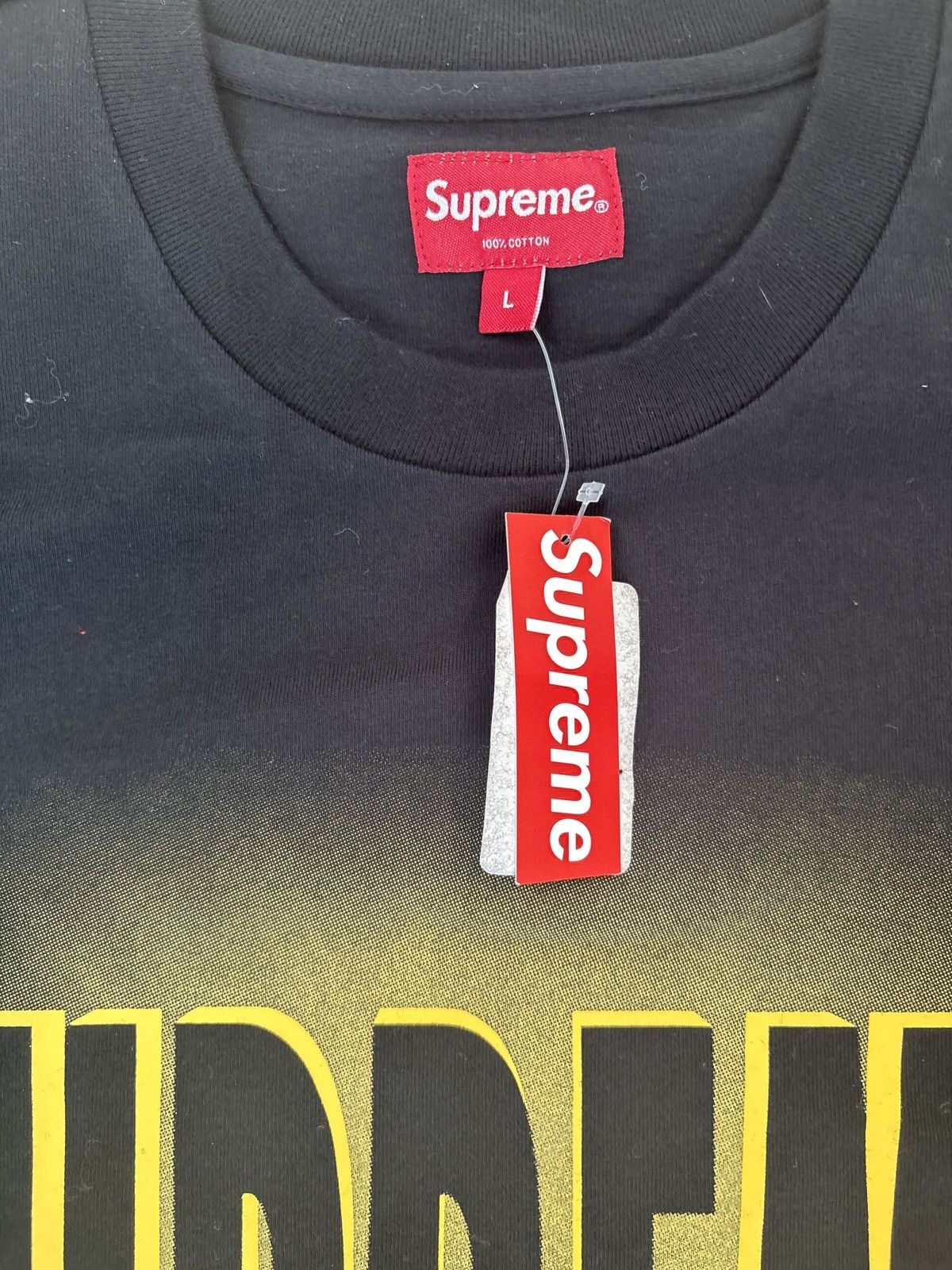 Supreme Supreme T-shirt Size US L / EU 52-54 / 3 - 2 Thumbnail