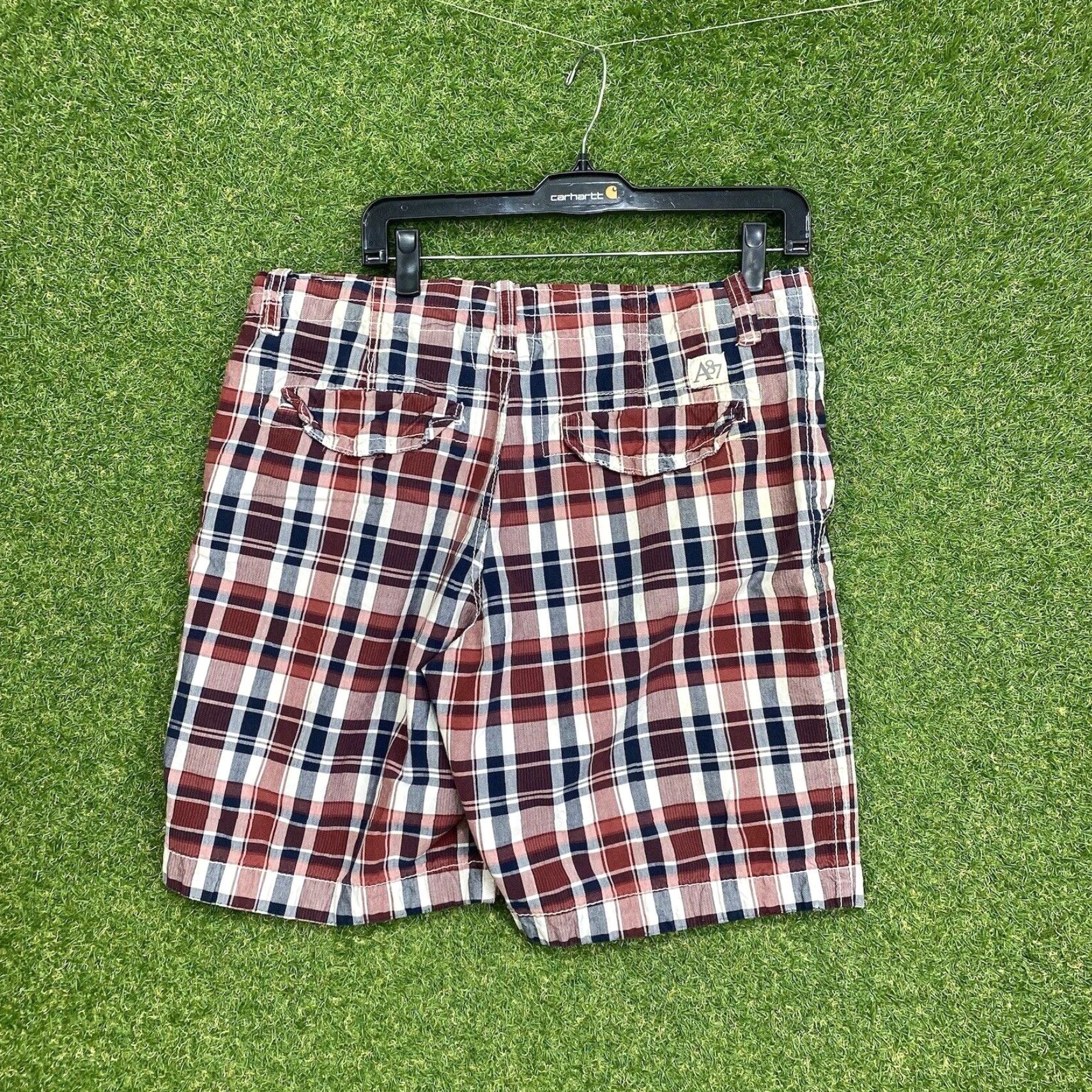 Aeropostale AEROPOSTALE Mens Casual Shorts 34 Red Plaid Flat Front 9in Inseam Cotton Summer Size US 34 / EU 50 - 2 Thumbnail