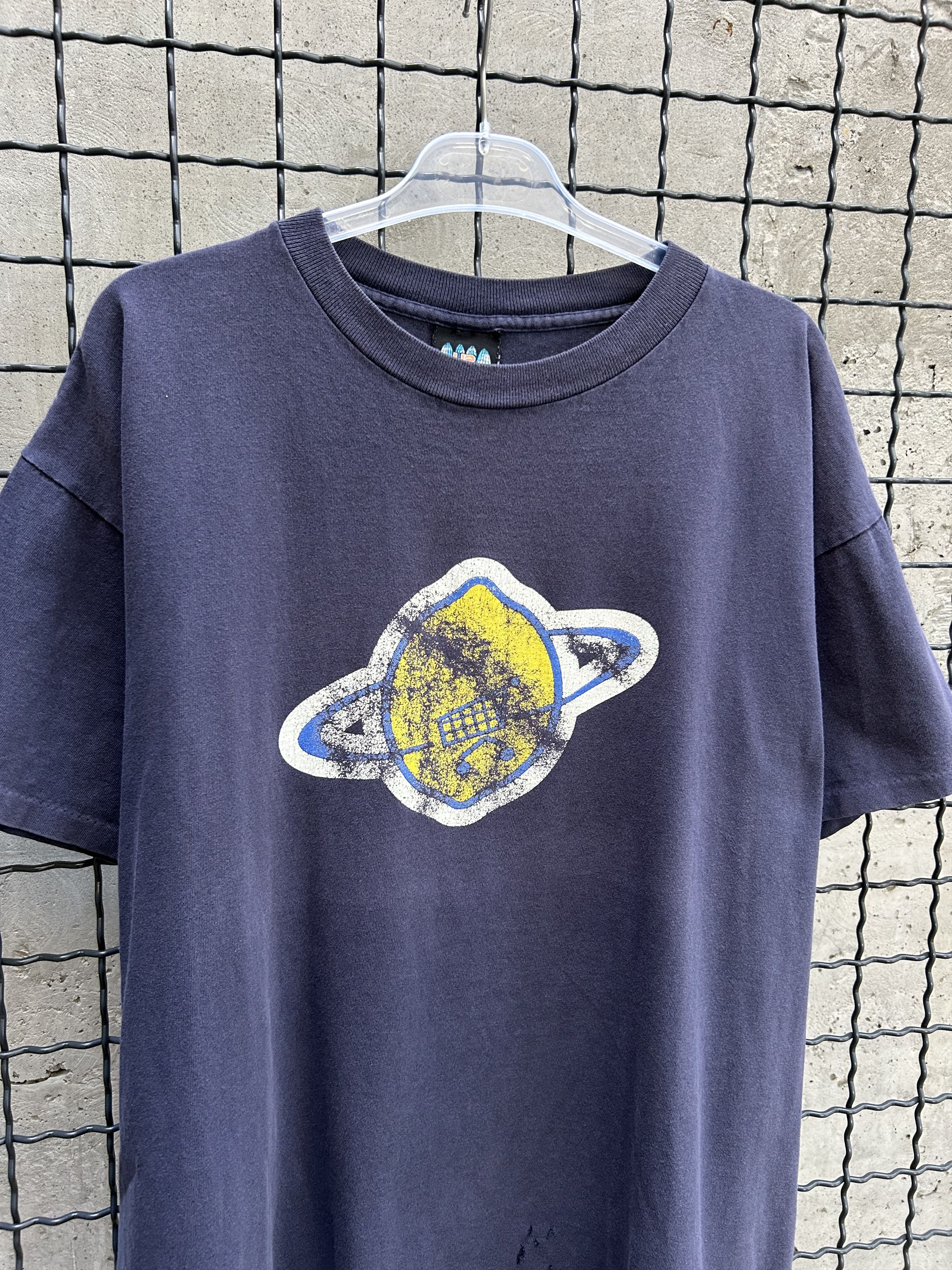 Band Tees Vintage 90s U2 Rock Band PopMart T-shirt Size US XL / EU 56 / 4 - 2 Thumbnail