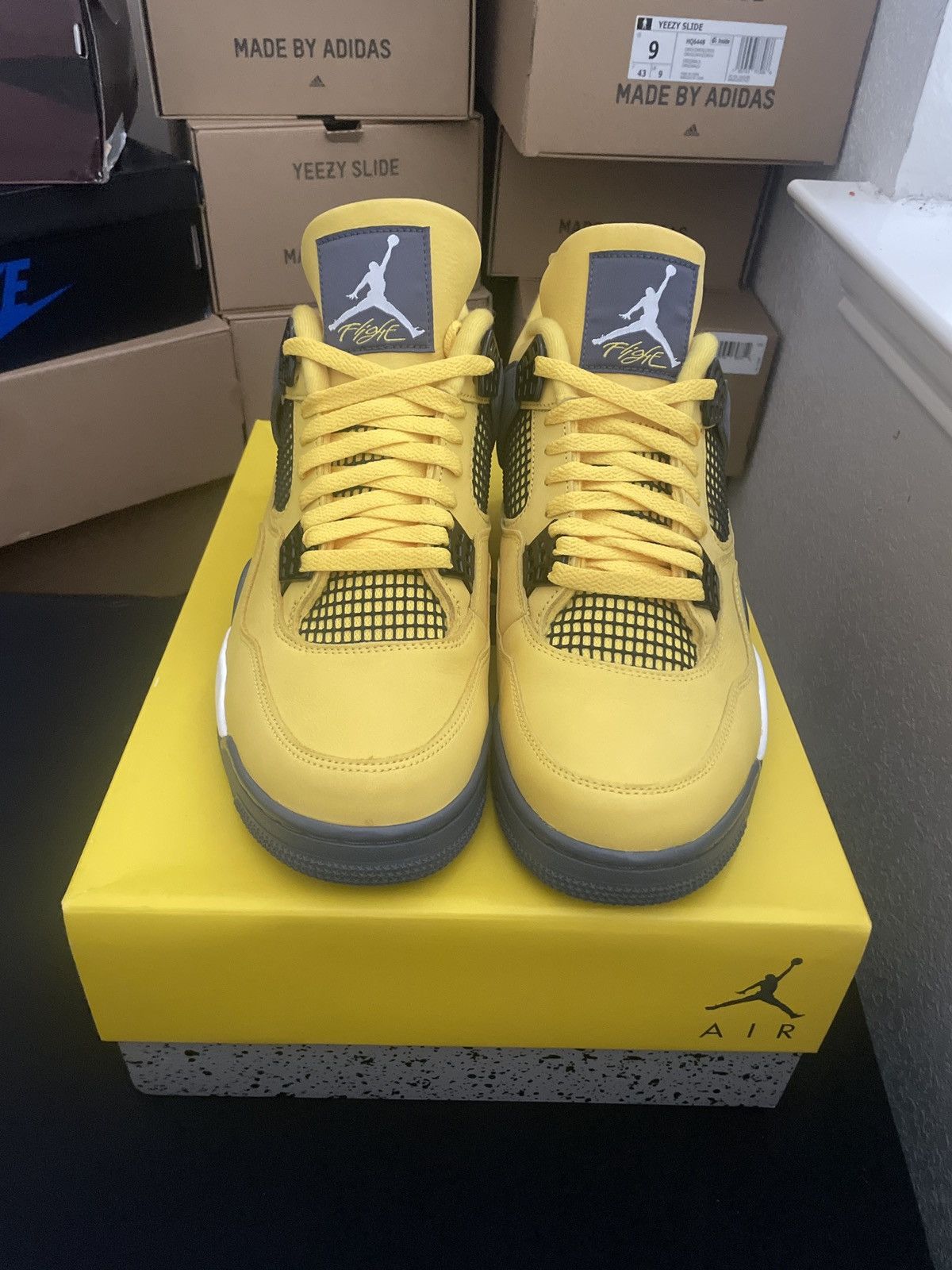 Jordan Brand Jordan 4 Lightning Size US 12 / EU 45 - 3 Thumbnail