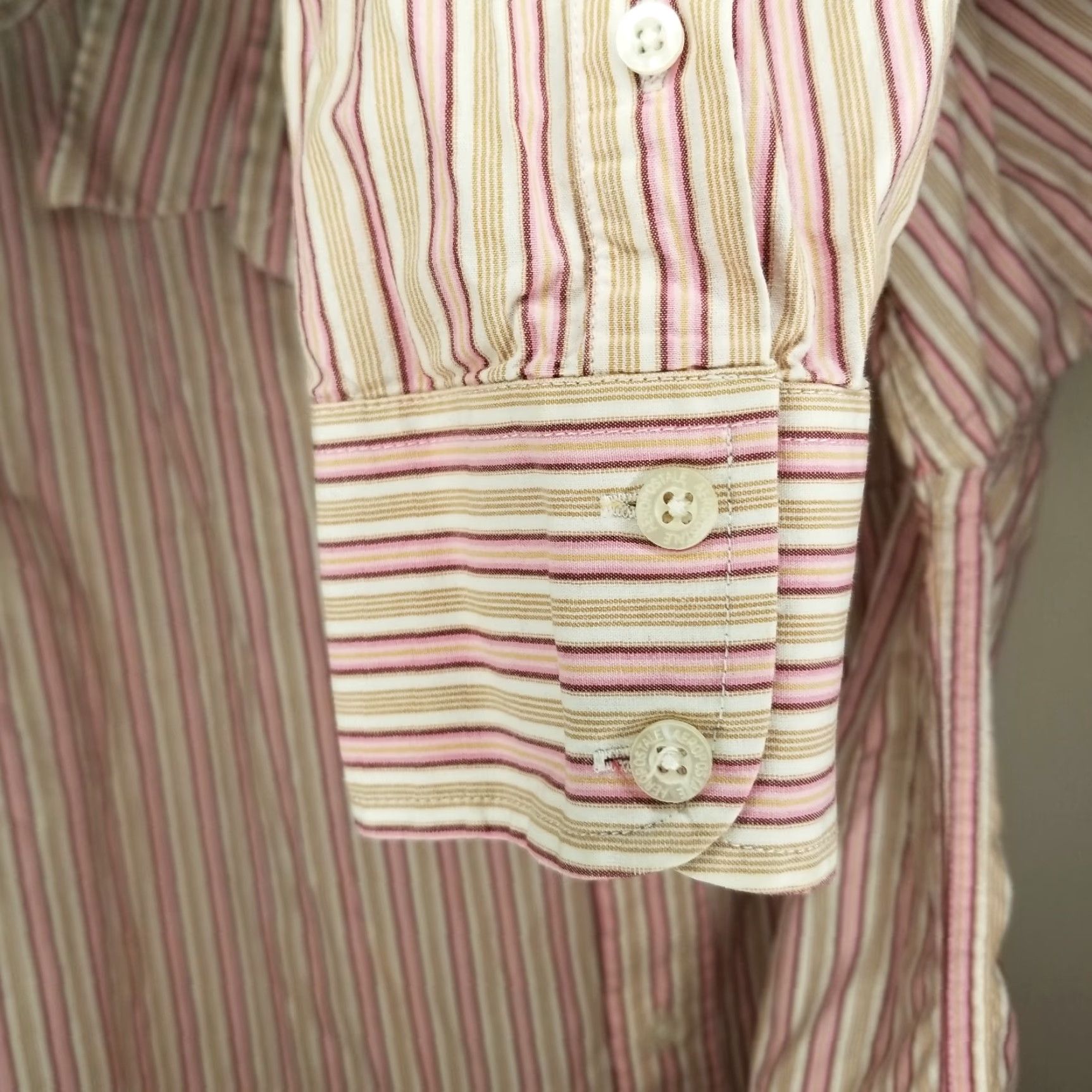 Aeropostale AEROPOSTALE Slim Fit Button-Up Shirt Mens Long Sleeve Size L Pink Yellow Shirt Size US L / EU 52-54 / 3 - 4 Thumbnail