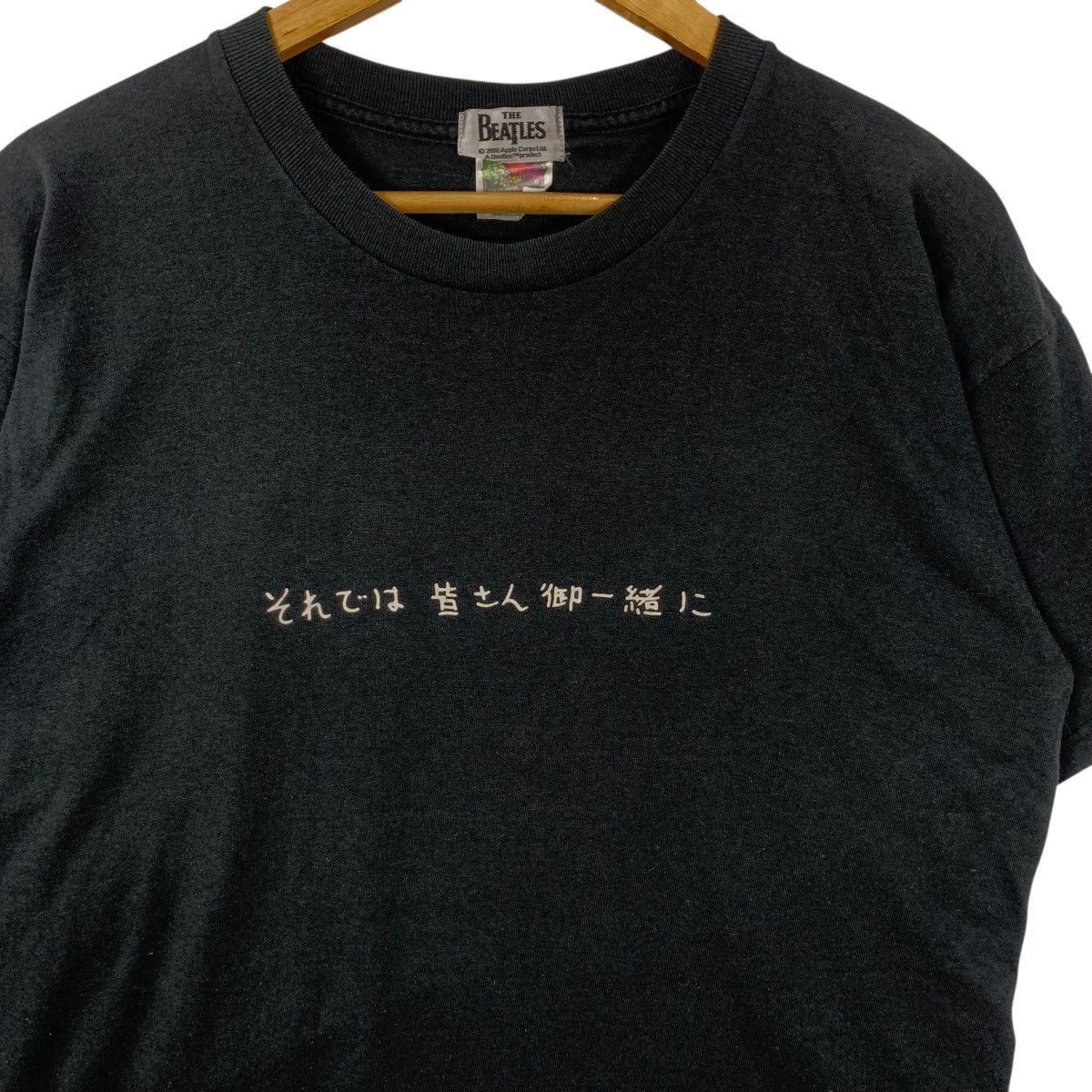 Band Tees Vintage 2000 THE BEATLES All Together Now Japan Kanji Tee Size L / US 10 / IT 46 - 5 Thumbnail