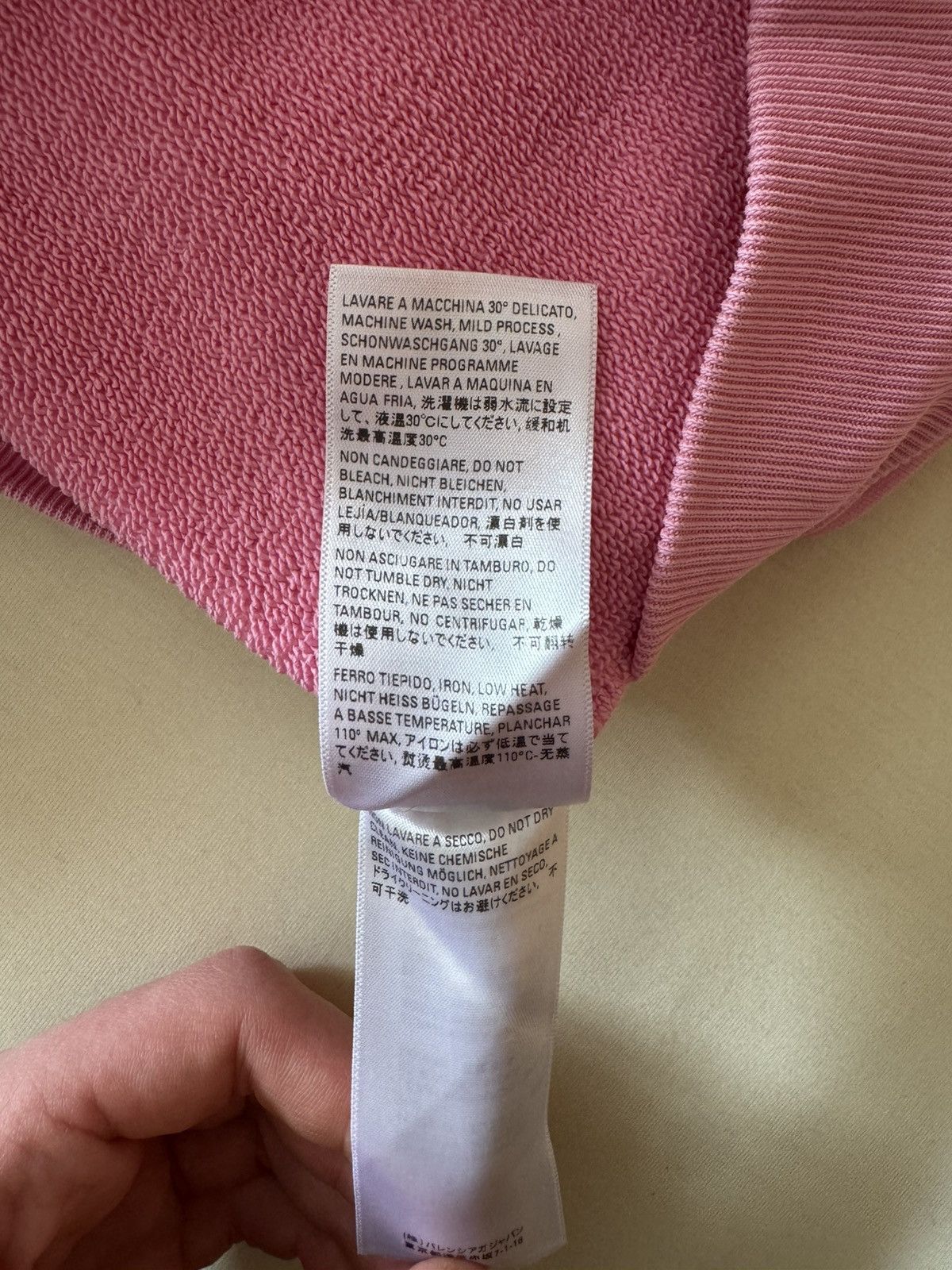 Balenciaga Balenciaga Bright Pink Hoodie Size US M / EU 48-50 / 2 - 9 Thumbnail