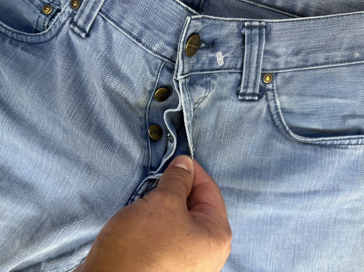 Other Men’s vintage Carhartt wip patch logo jeans Size US 29 - 23 Thumbnail