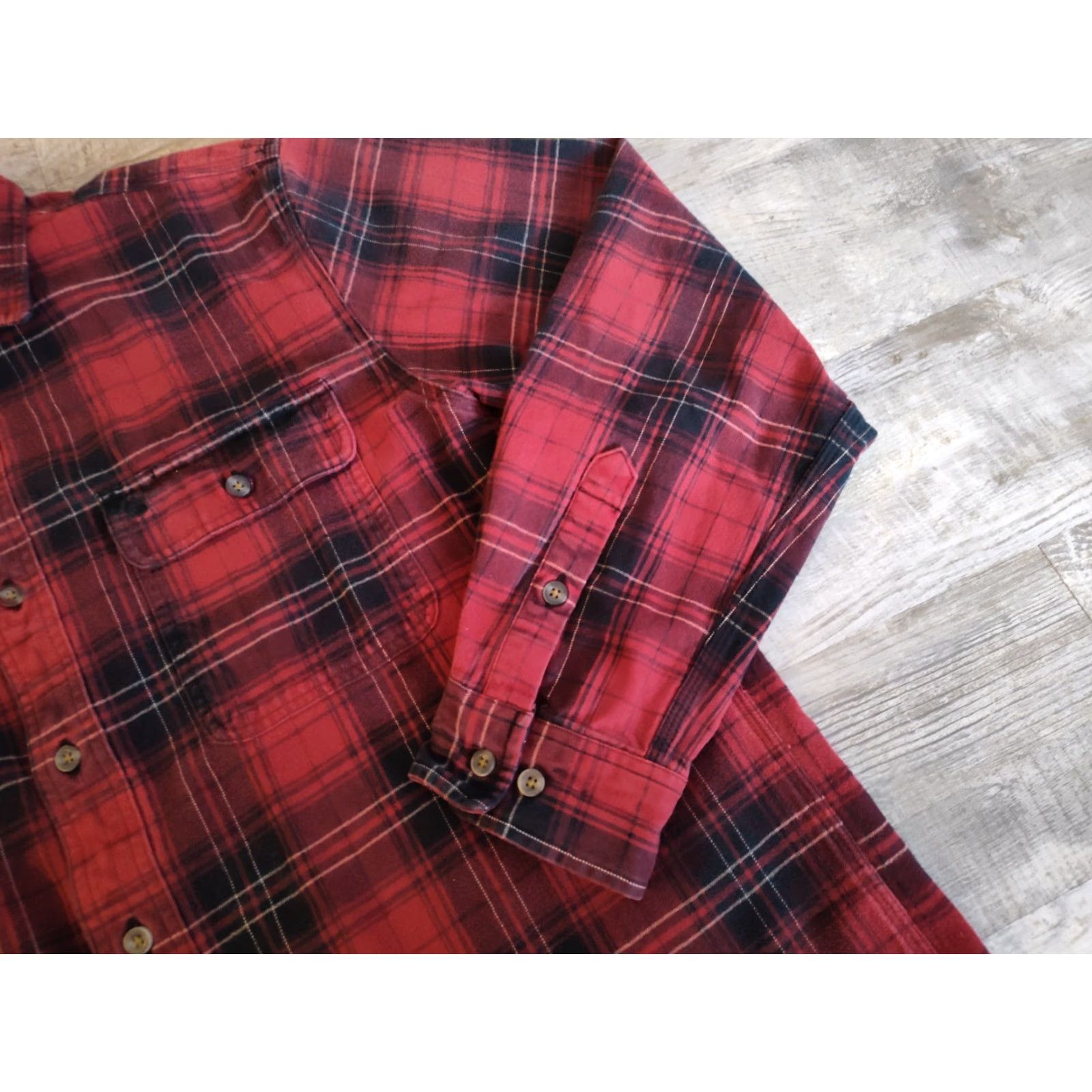 Carhartt VINTAGE Carhartt Men’s Heavyweight Flannel Shirt Size Large Tall Red & Black Plaid Workwear Size US L / EU 52-54 / 3 - 4 Thumbnail