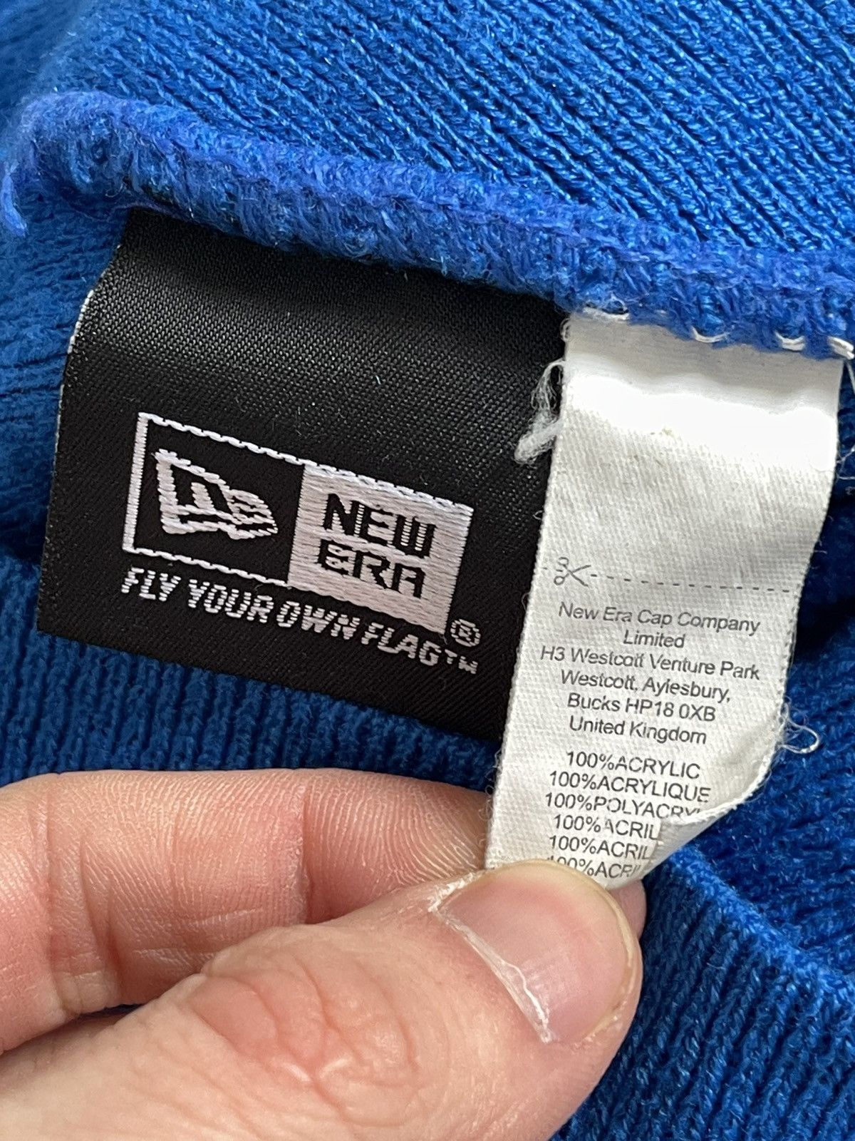 New Era New Era FC Zurich FCZ Soccer Swiss Football Beanie Hat Size ONE SIZE - 10 Thumbnail