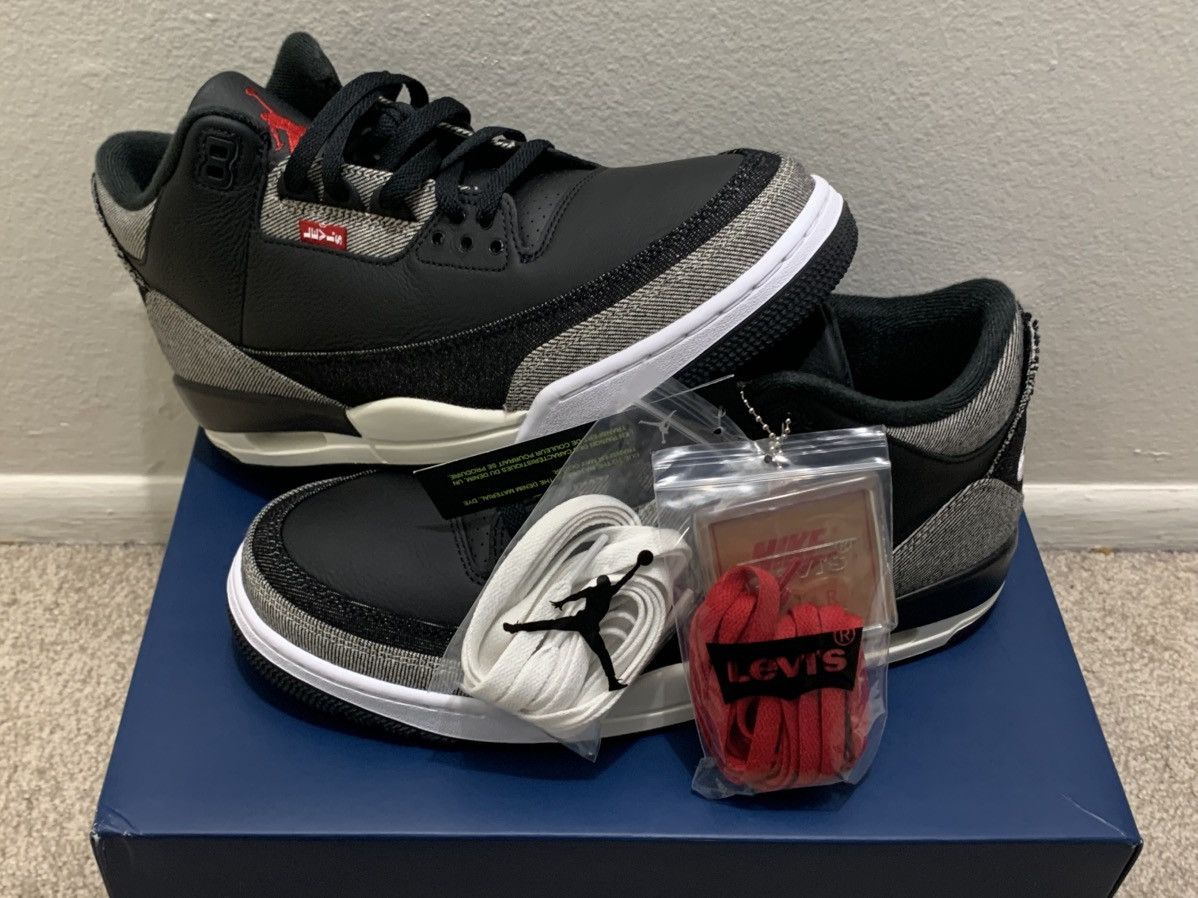 Jordan Brand × Levi's Jordan Retro 3 Levi’s Black Size 10.5 Style #IR0914-400 Size US 10.5 / EU 43-44 - 11 Thumbnail