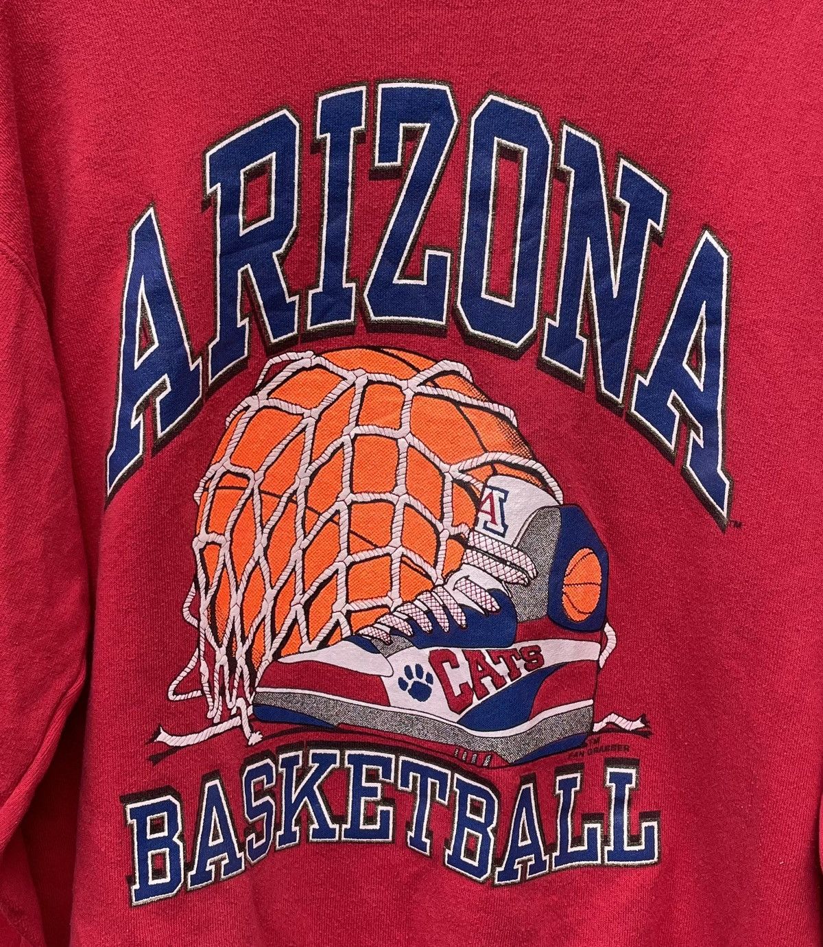 Tultex Vintage 90s Tultex Arizona Wildcats Basketball Crewneck Size US L / EU 52-54 / 3 - 4 Thumbnail