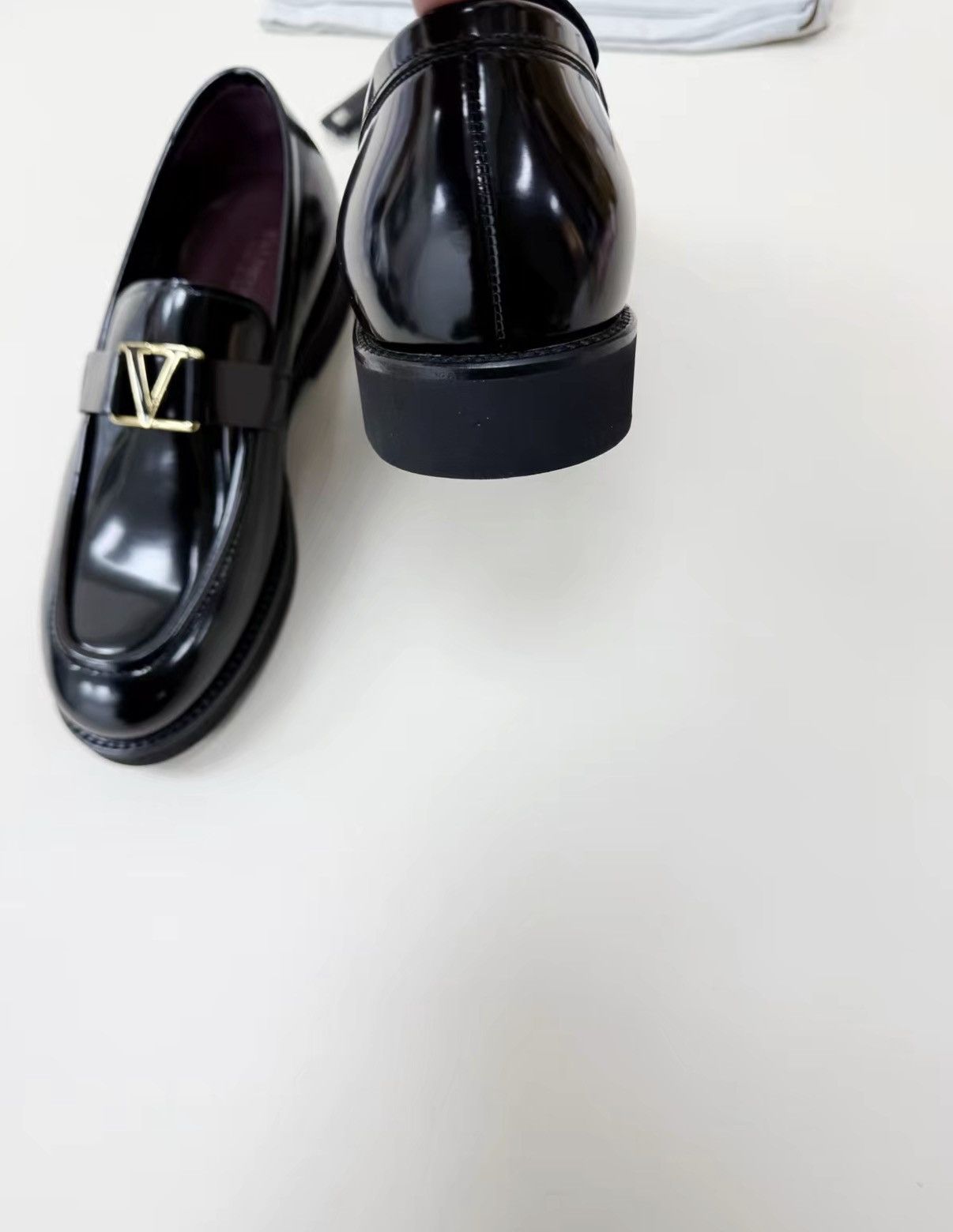 Valentino VALENTINO Thick & Light Sole Casual Leather Shoes J30 Size US 7 / EU 40 - 6 Thumbnail