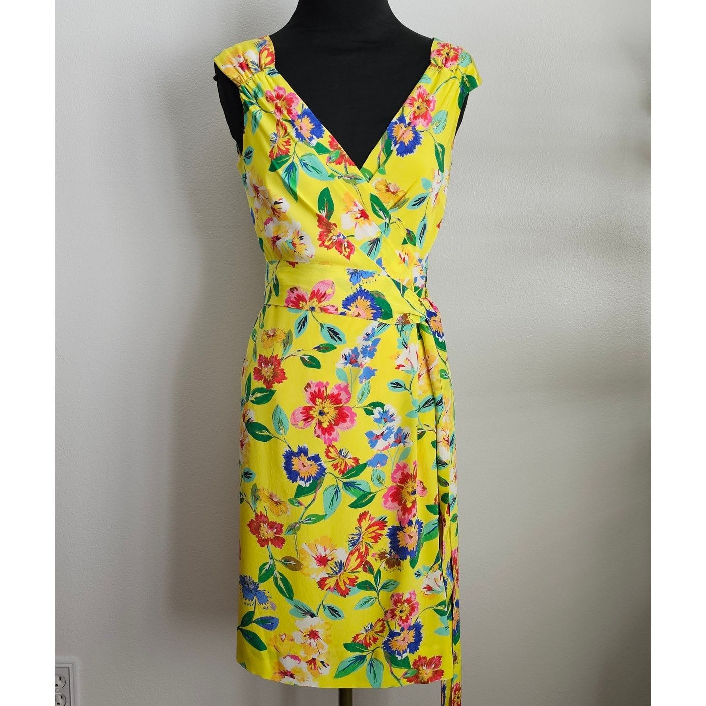 Kate Spade Kate Spade Floral Summer Silk Wrap Cathleen Dress 2 XS Size XS / US 0-2 / IT 36-38 - 1 Thumbnail