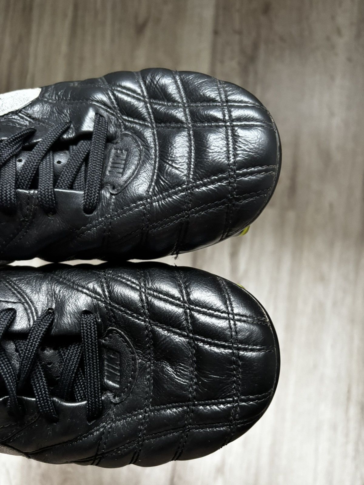 Nike Nike Tiempo Legend III FG Soccer Cleats VoltNo Insoles Size US 9 / EU 42 - 3 Thumbnail