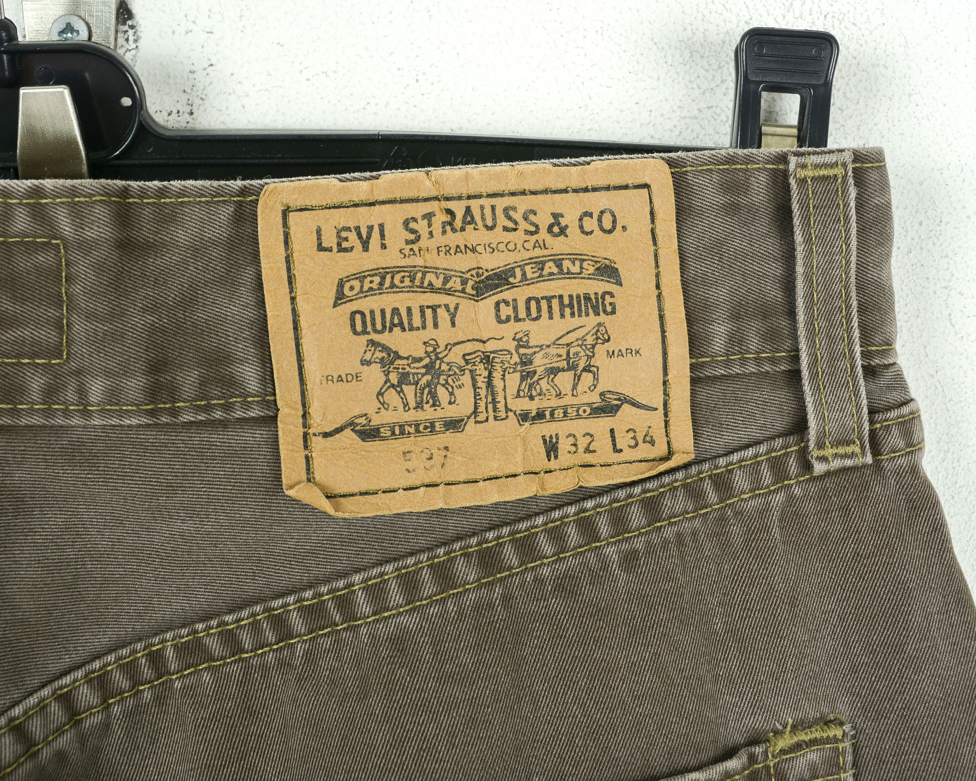 Levi's 537 Men W32 L32 Regular Straight Made in Italy Pants Trouser Size US 32 / EU 48 - 11 Thumbnail