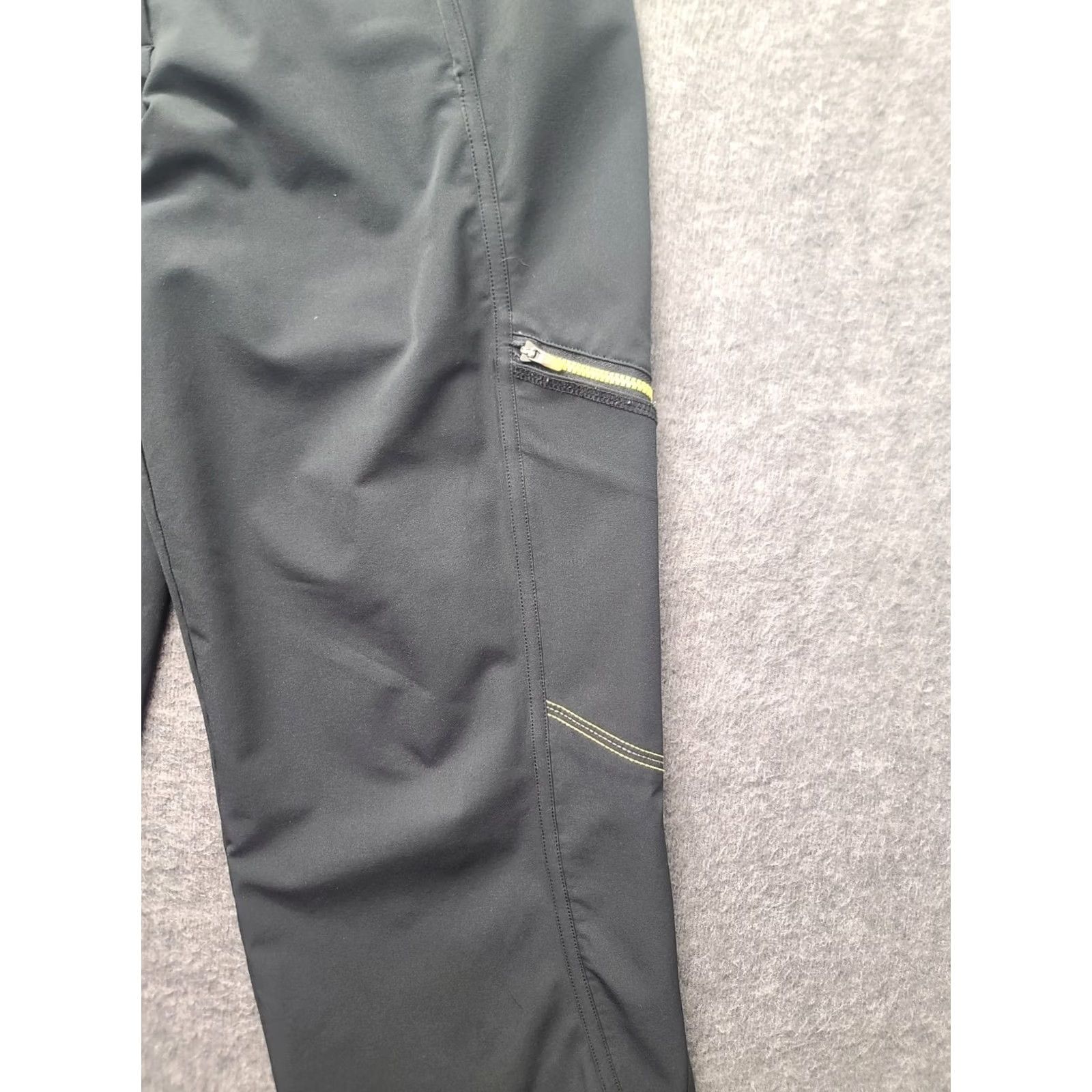 Vintage Title Nine Genie Womens Cargo Hiking Pants Regular 4x32 Black Twill Pocket Stretch Outdoor Workwear Size 27" / US 4 / IT 40 - 6 Thumbnail