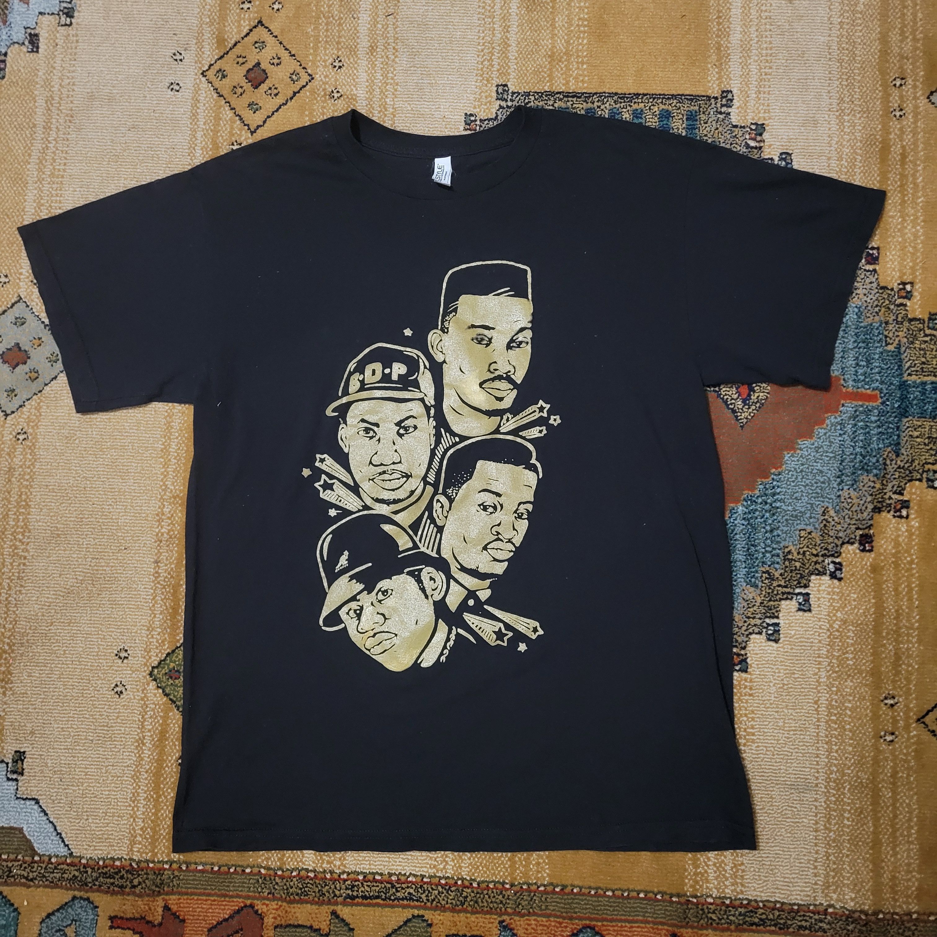 Alstyle Hip Hop Icons Black Gold KRSOne LLCoolJ Rakim Big Daddy Kane Size US L / EU 52-54 / 3 - 1 Thumbnail