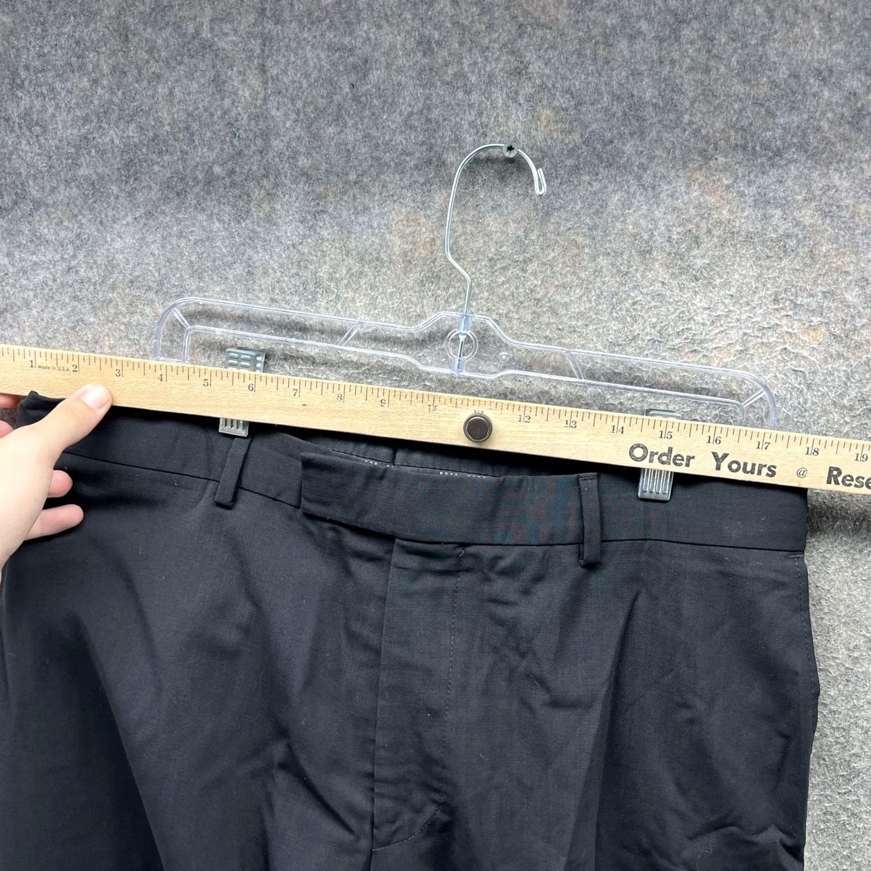 Hugo Boss HUGO BOSS Pants Mens 36R Black Jeffery US Dress Slacks Flat Front Office Regular Waist 42in Straight Leg Bagged-Preowned Mens Size US 36 / EU 52 - 6 Thumbnail