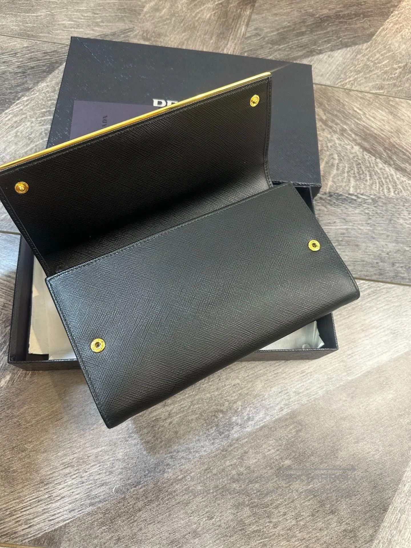 Prada Prada Long Snap Wallet Clutch Black Cross. Size ONE SIZE - 3 Thumbnail