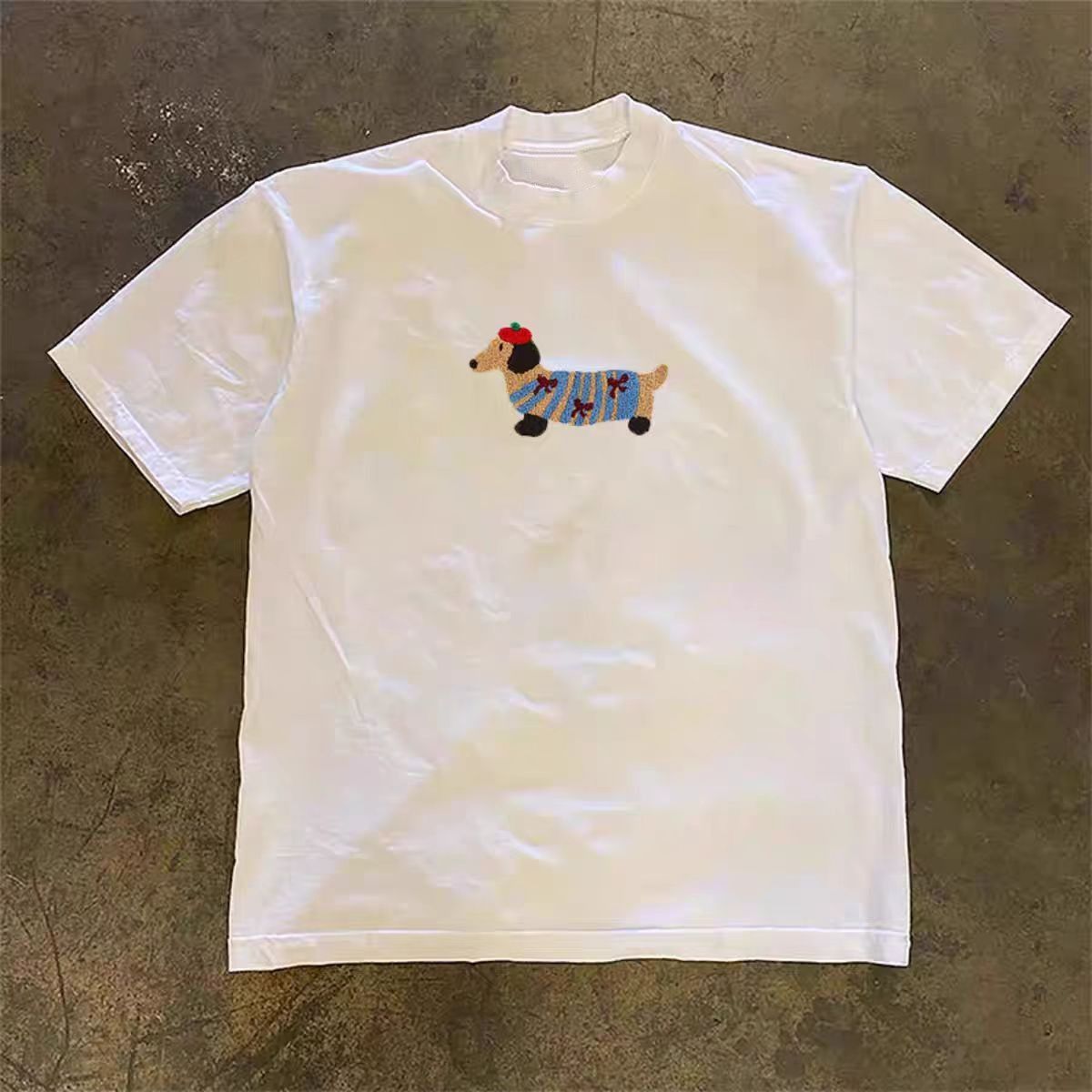 Vintage White street casual retro dachshund print t-shirt Size US M / EU 48-50 / 2 - 1 Thumbnail