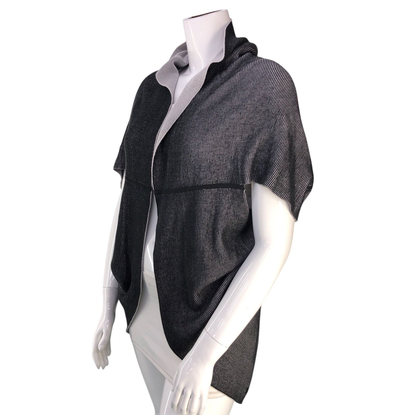 Lululemon Lululemon Womens Size OS Wrap Exaltation Cardigan Reversible Size ONE SIZE - 5 Thumbnail