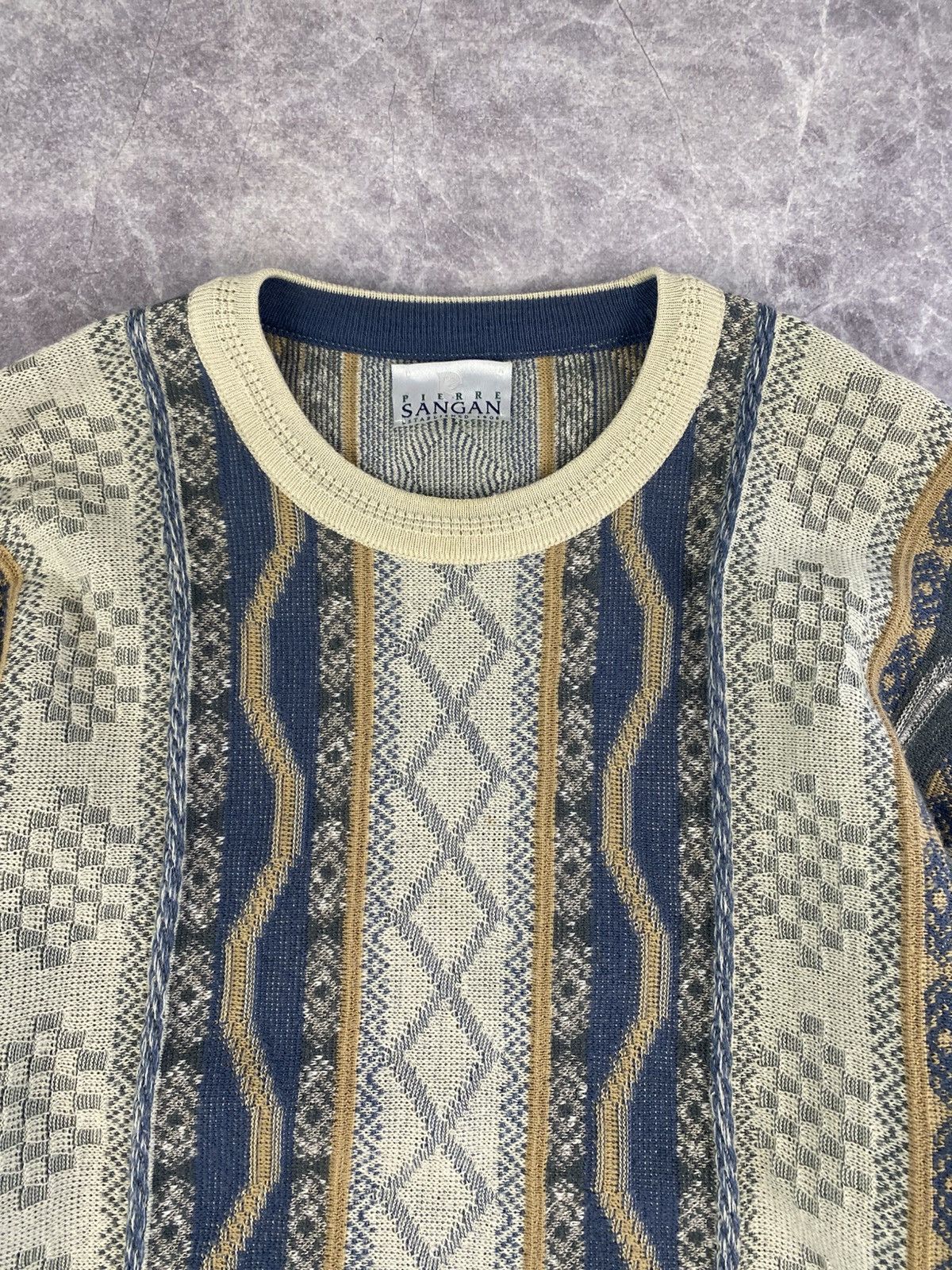 Other Vintage 3-D Coogi Style Sweater Size: L Size US L / EU 52-54 / 3 - 2 Thumbnail