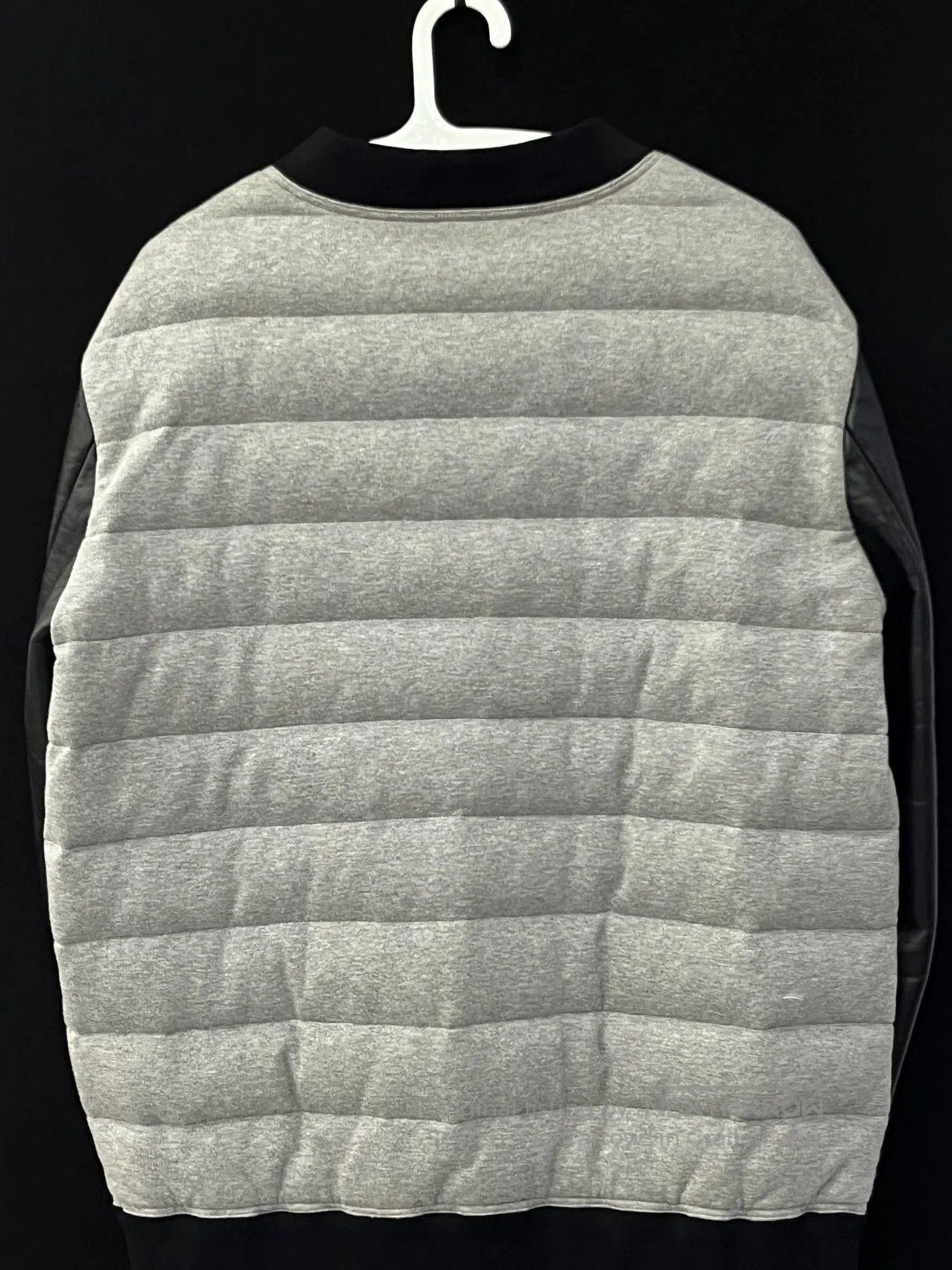 Valentino VALENTINO Quilted Down Jacket. Size US L / EU 52-54 / 3 - 2 Thumbnail