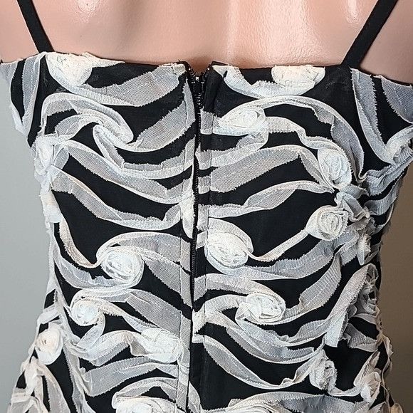 Frank Lyman Frank Lyman Art To Wear Womens 10 Avant Garde Y2K Top Floral Size L / US 10 / IT 46 - 10 Thumbnail