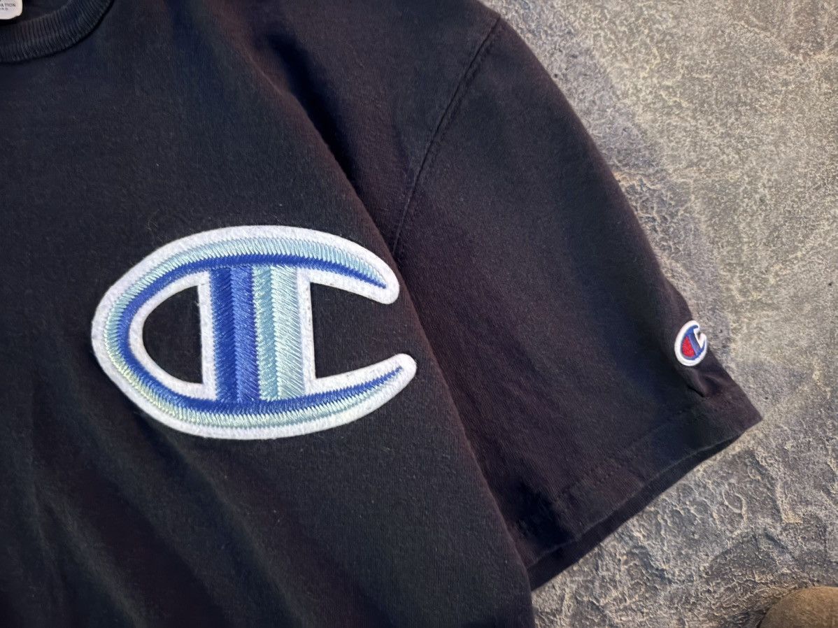 Champion Vintage/Y2K NavyBlueChampion embroidered logo cotton t-shirt Size US S / EU 44-46 / 1 - 2 Thumbnail