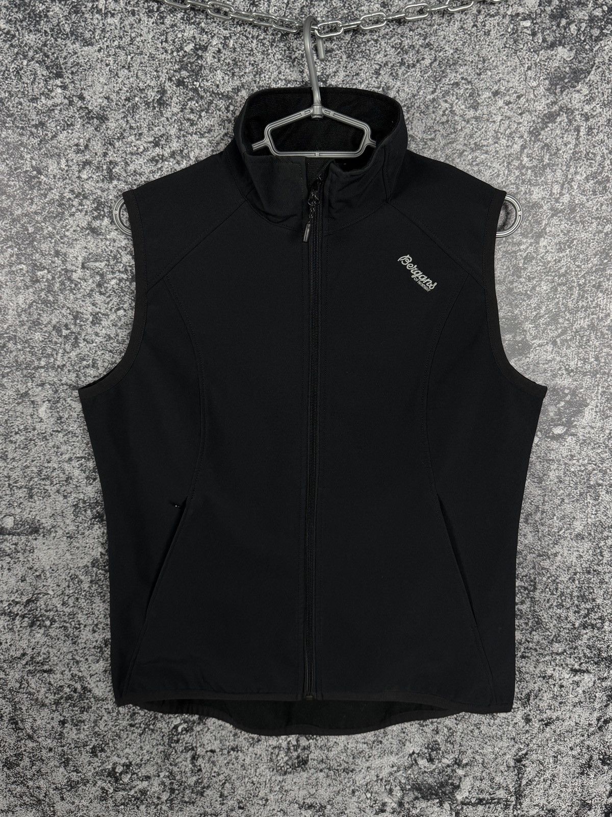 Bergans of Norway Bergans Of Norway 5283 Basic Lady Full Zip Vest Outdoor Sz M Size M / US 6-8 / IT 42-44 - 1 Thumbnail