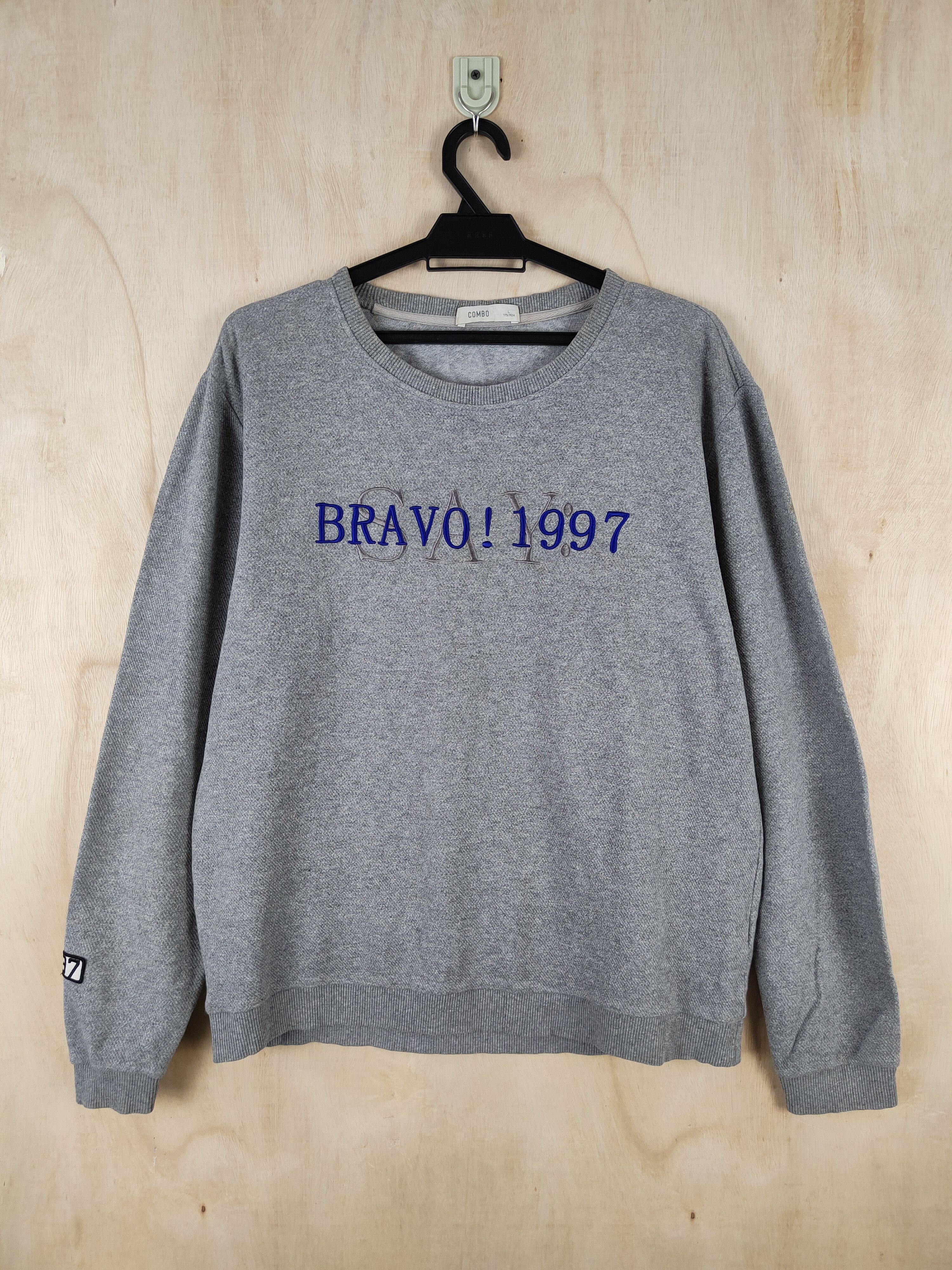 Japanese Brand Combo Gray Say Bravo 1997 Sweatshirts #S2609 Size US L / EU 52-54 / 3 - 1 Thumbnail