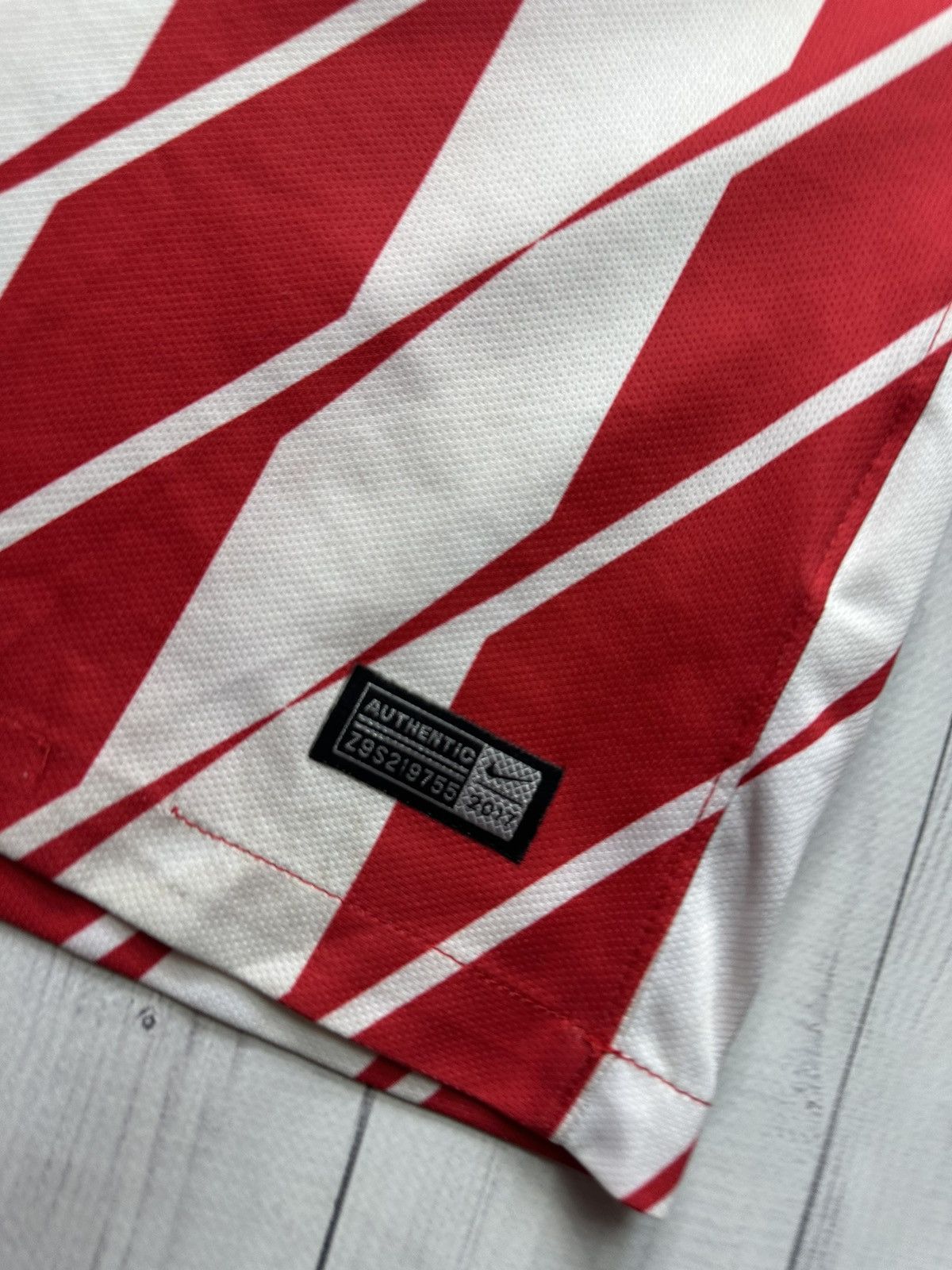 Other Atletico Madrid soccer jersey size M Size US M / EU 48-50 / 2 - 3 Thumbnail