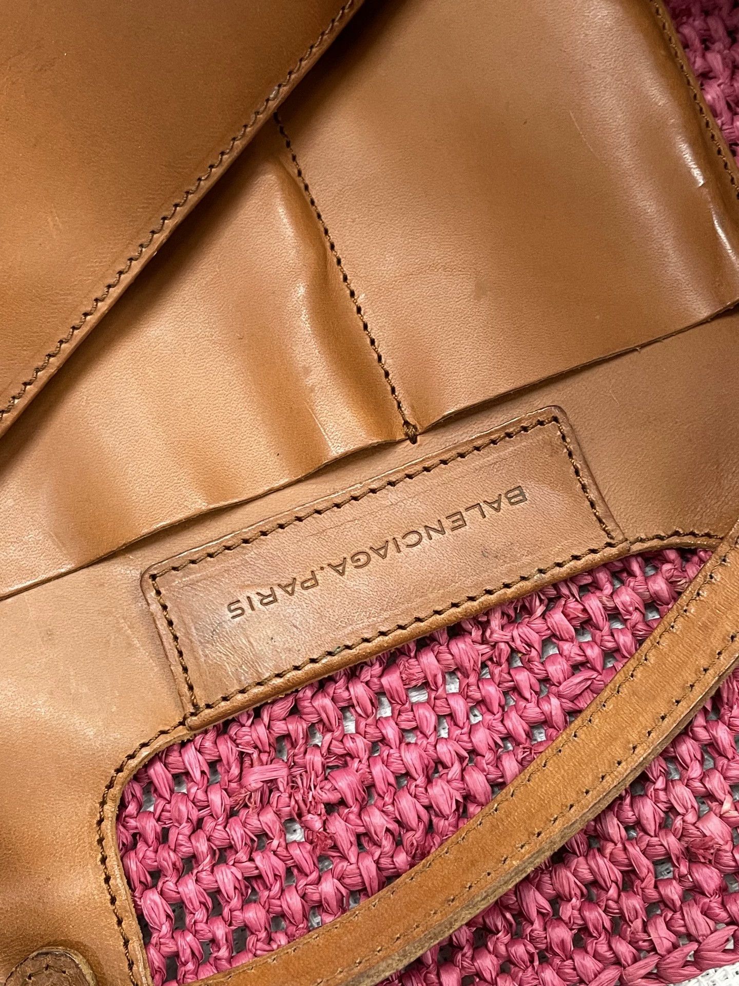 Balenciaga Balenciaga Pink Woven Handbag/Shoulder Bag Size ONE SIZE - 6 Thumbnail
